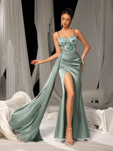 Elegant Cami Evening Gown with Sweetheart Neckline & Floral Sequin Embroidery – High Slit Mermaid Silhouette for Luxury Weddings or Garden Parties, XS-XL