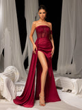 Elegant Satin Red Carpet Gown with High Slit & Strapless Design – Luxurious Evening Wear for Formal Galas & Luxury Events