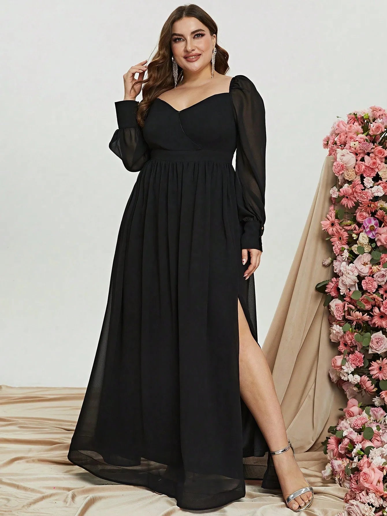 Plus-Size-Schatzkleid in A-Linie, rückenfrei, langärmelig, Chiffon 