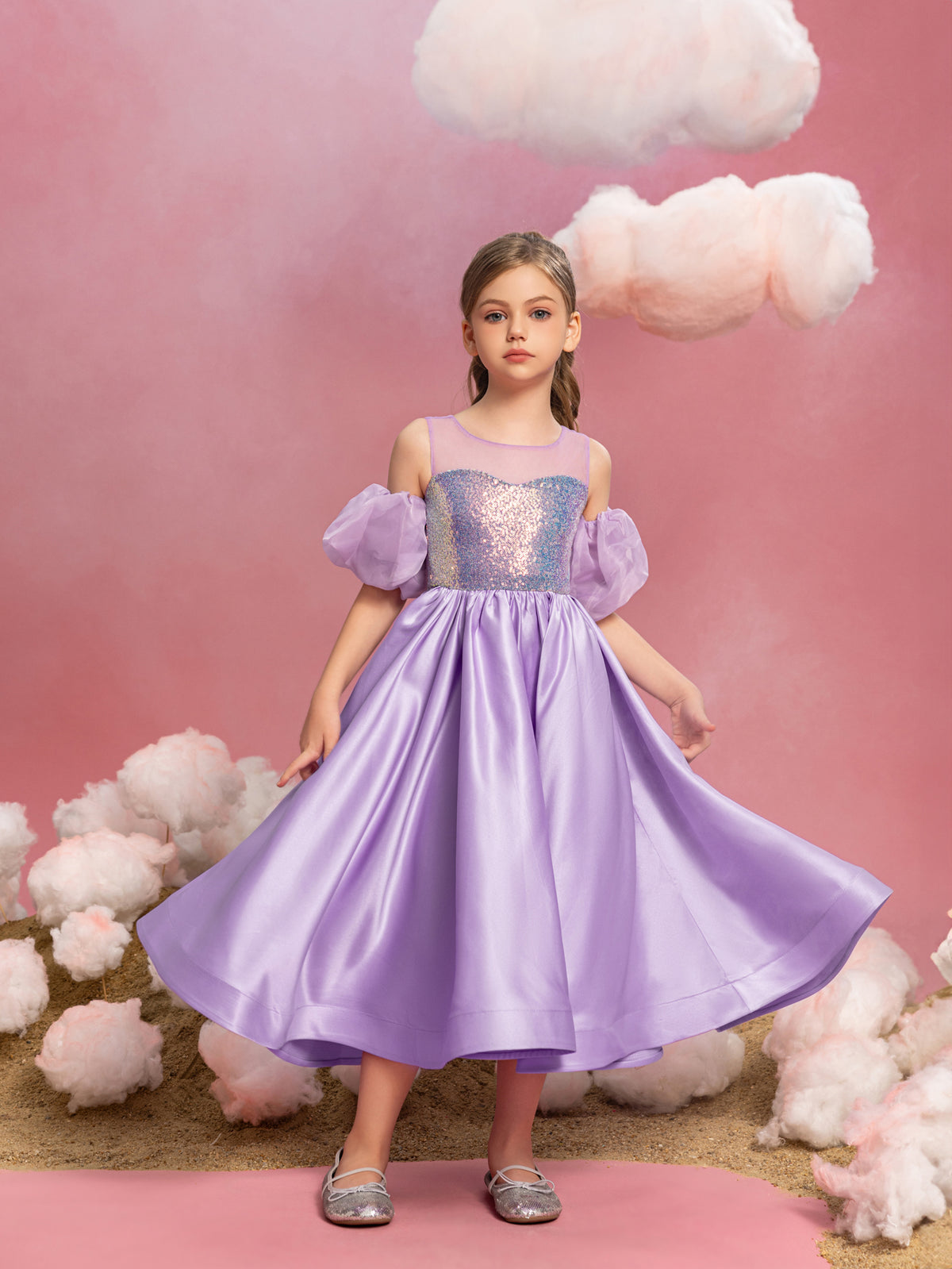 Tween-Mädchen-Kleid aus Satin mit Puffärmeln und Pailletten in Kontrastfarbe 