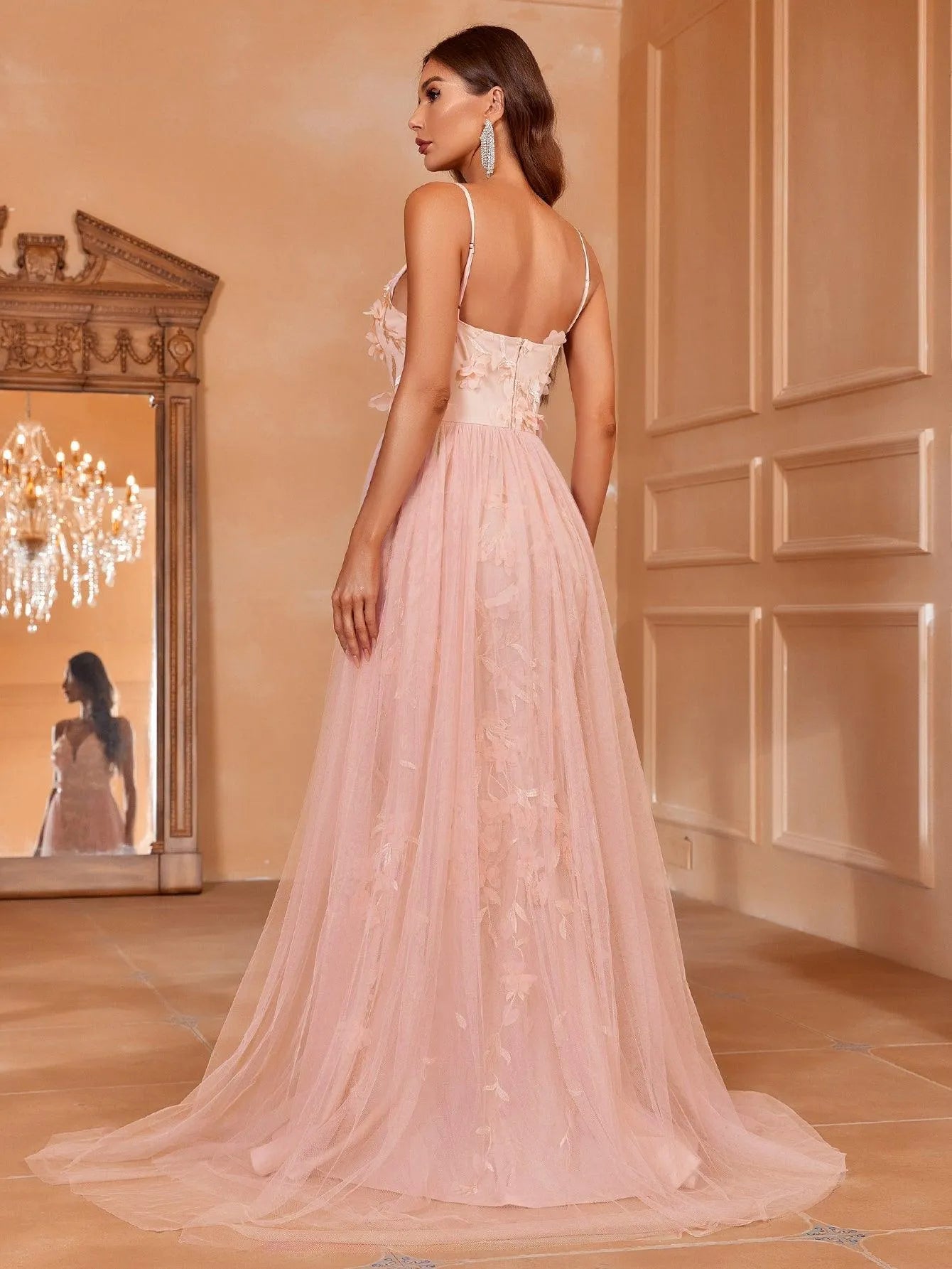 Floral-Accented Tulle Gown with Train - Elonnashop