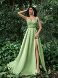 Elegant Applique Detail Sweetheart Neck Split Thigh Satin Prom Dress