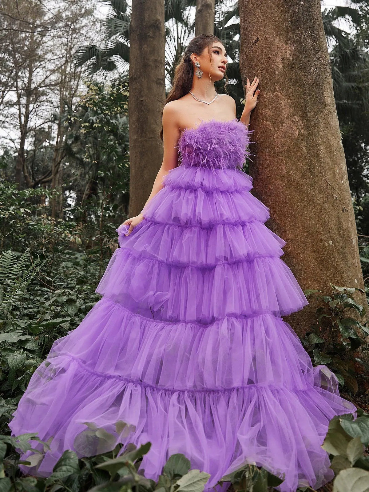 Luxury Feather Bodice Layered Ruffle Tulle Hem Prom Tube Dress - Elonnashop