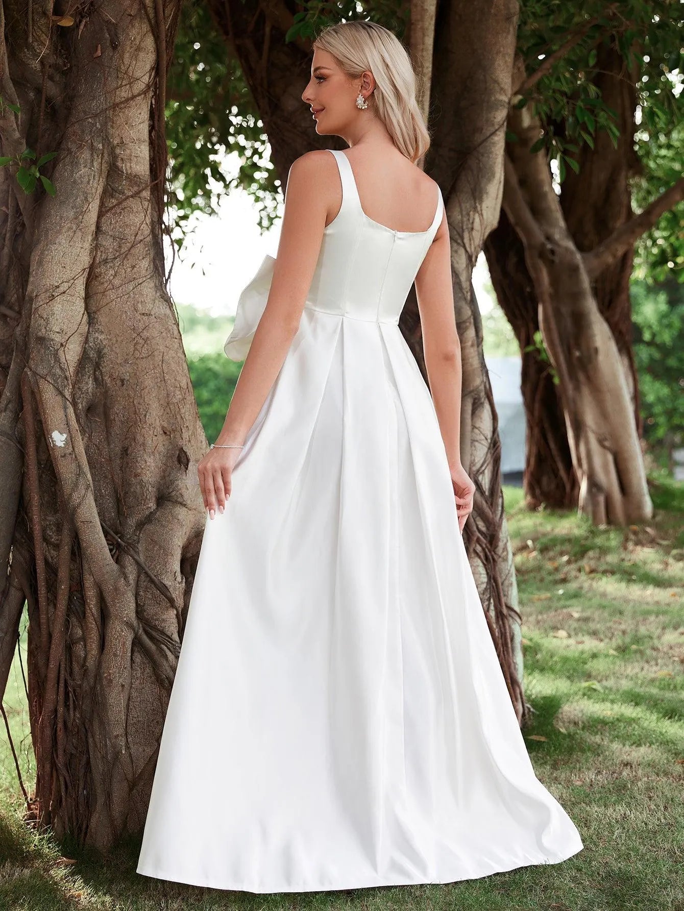 Bow Front Square Neck Sleeveless Satin Wedding Dresses - Elonnashop