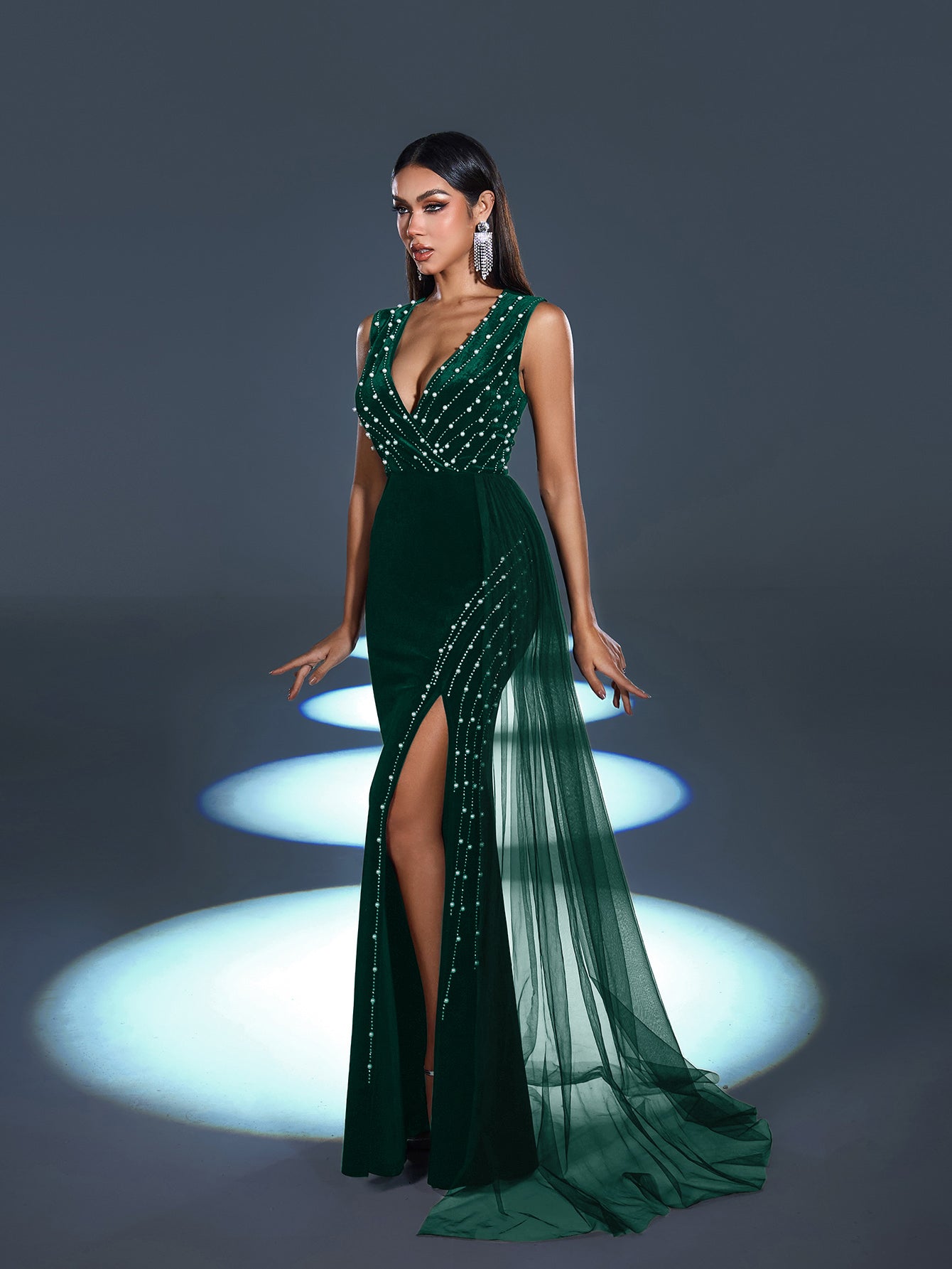 Gorgous Pearl Embellished Sleeveless Mermaid Hem Velvet Evening Dress