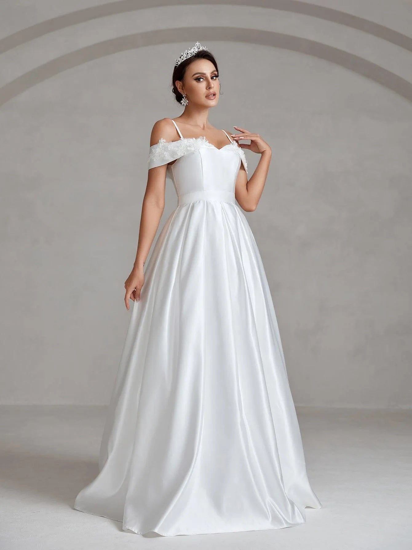 Floral Applique Cold Shoulder Satin Wedding Dresses - Elonnashop