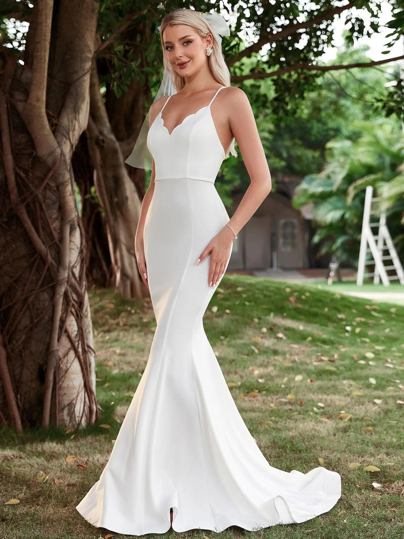 Elegant Backless Mermaid Hem Cami Wedding Dress - Elonnashop