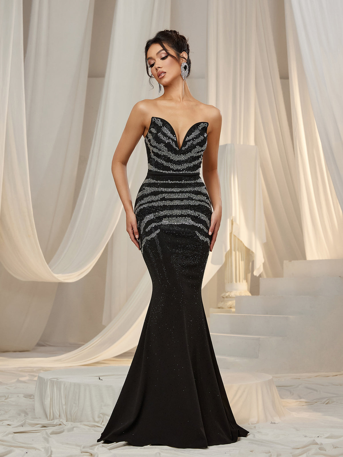 Elegant Strapless Rhinestone Detail Mermaid Hem Evening Dress