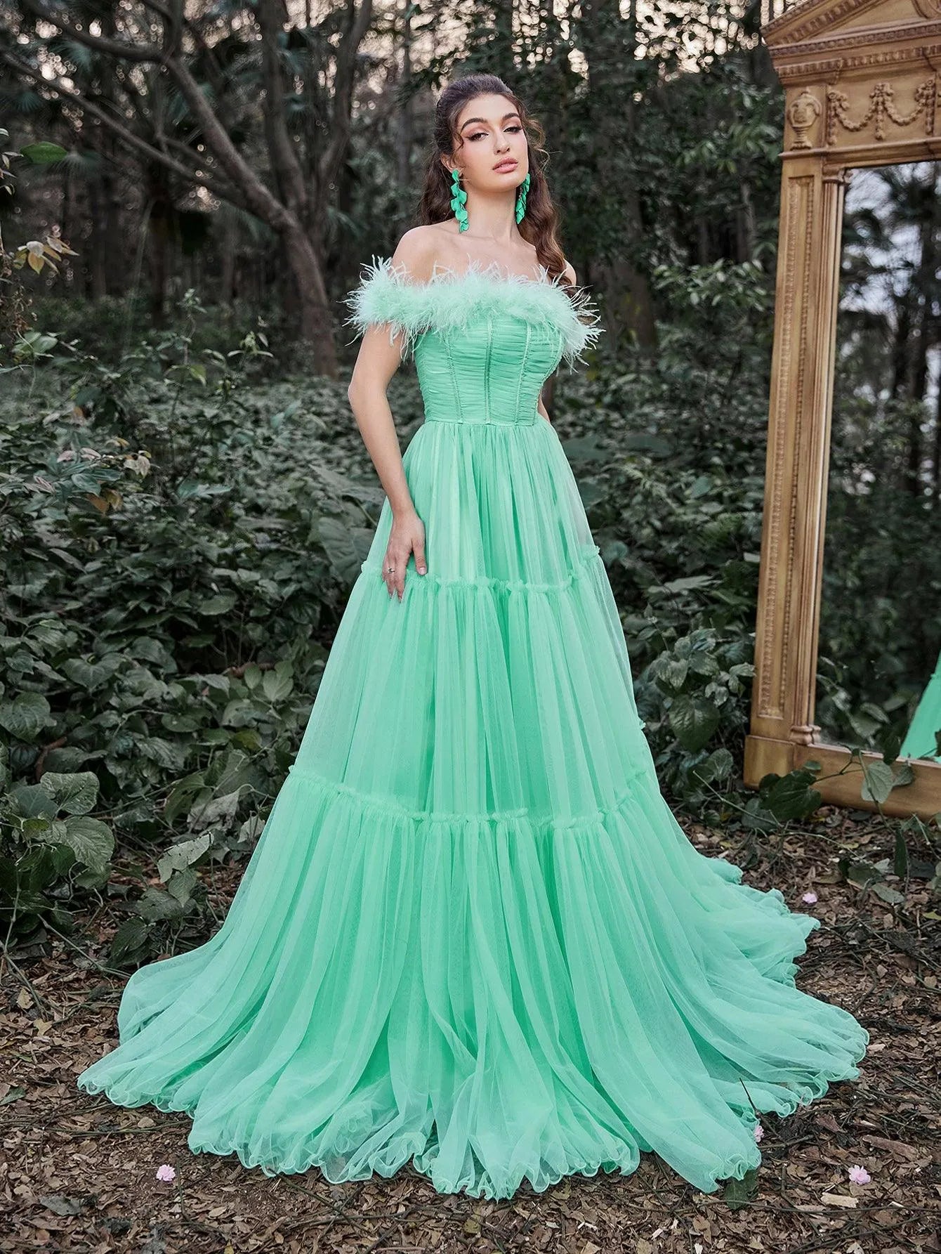 Elegant Feather Trim Off Shoulder Layered Tulle Prom Dress - Elonnashop