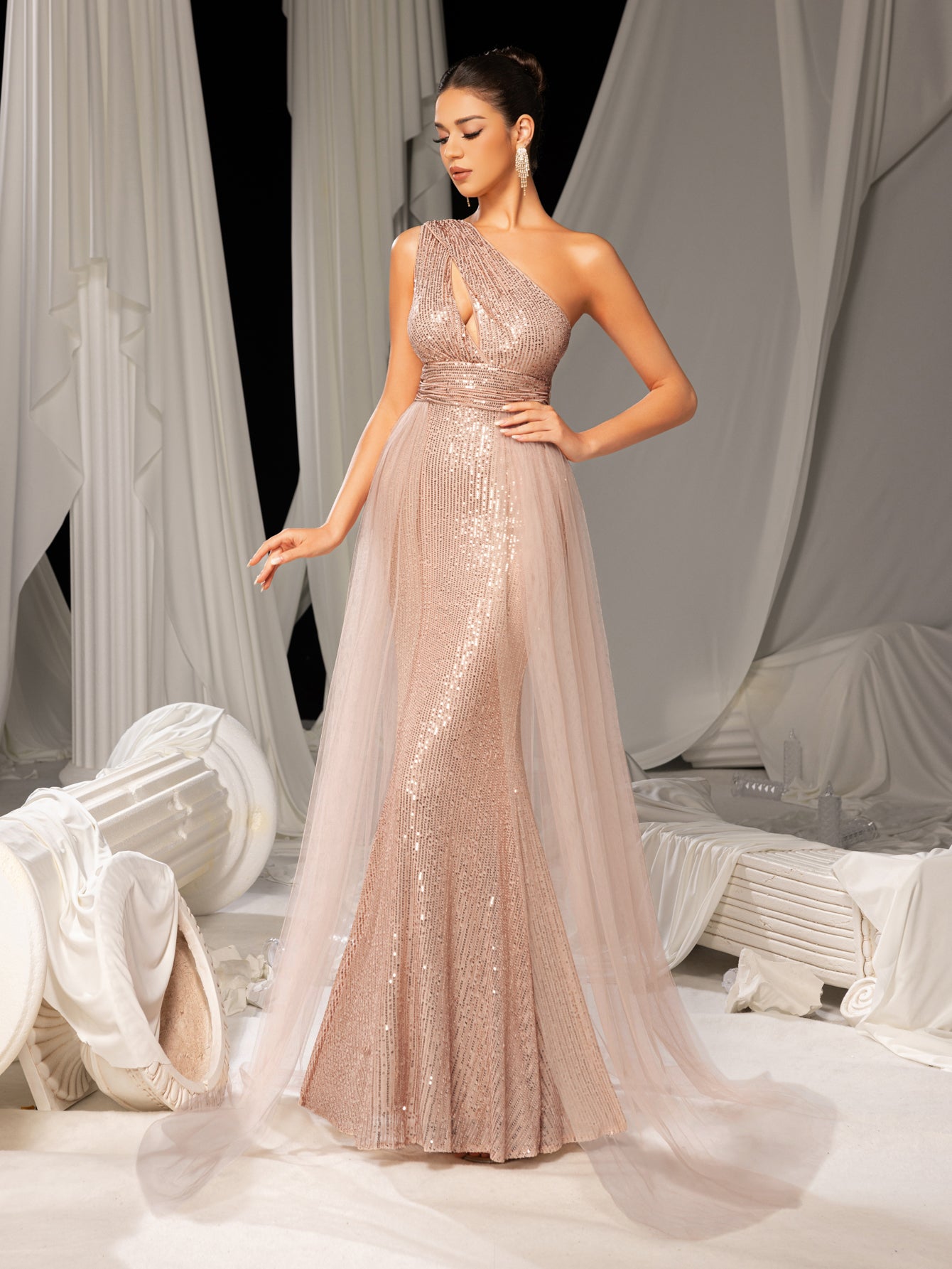 Elegant One Shoulder Sleeveless Mesh Overlay Sequin Formal Prom Dress