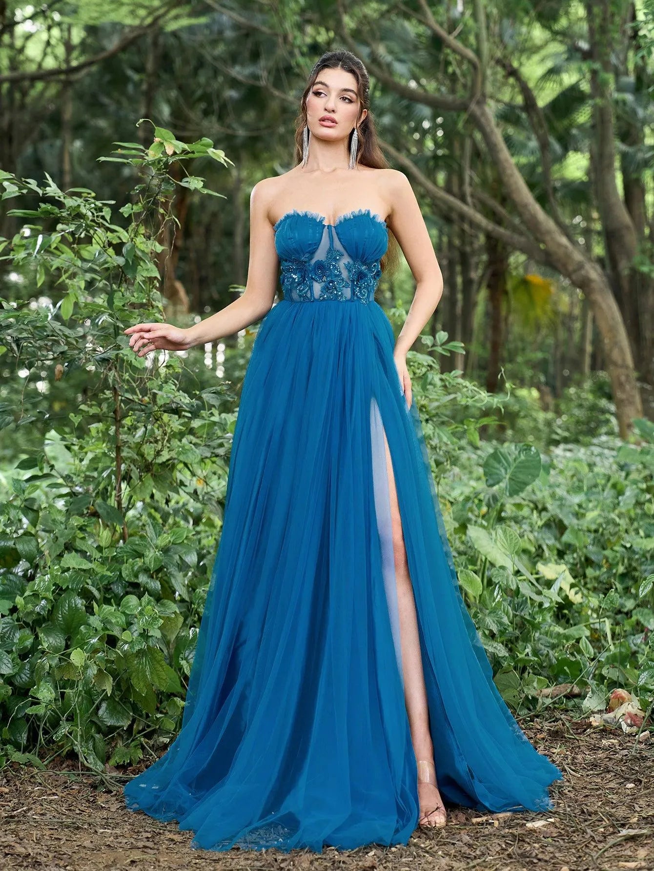 Elegant Strapless Applique Detail Bustier Split Tulle Prom Dress - Elonnashop