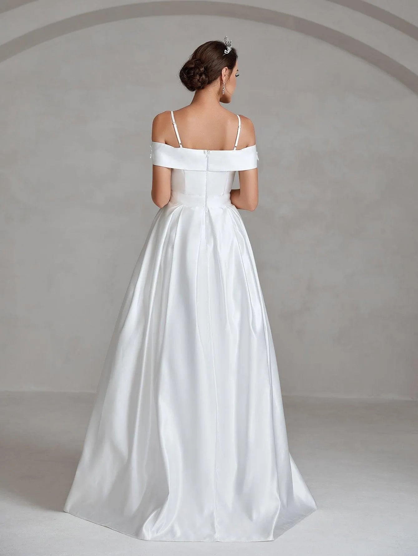 Floral Applique Cold Shoulder Satin Wedding Dresses - Elonnashop