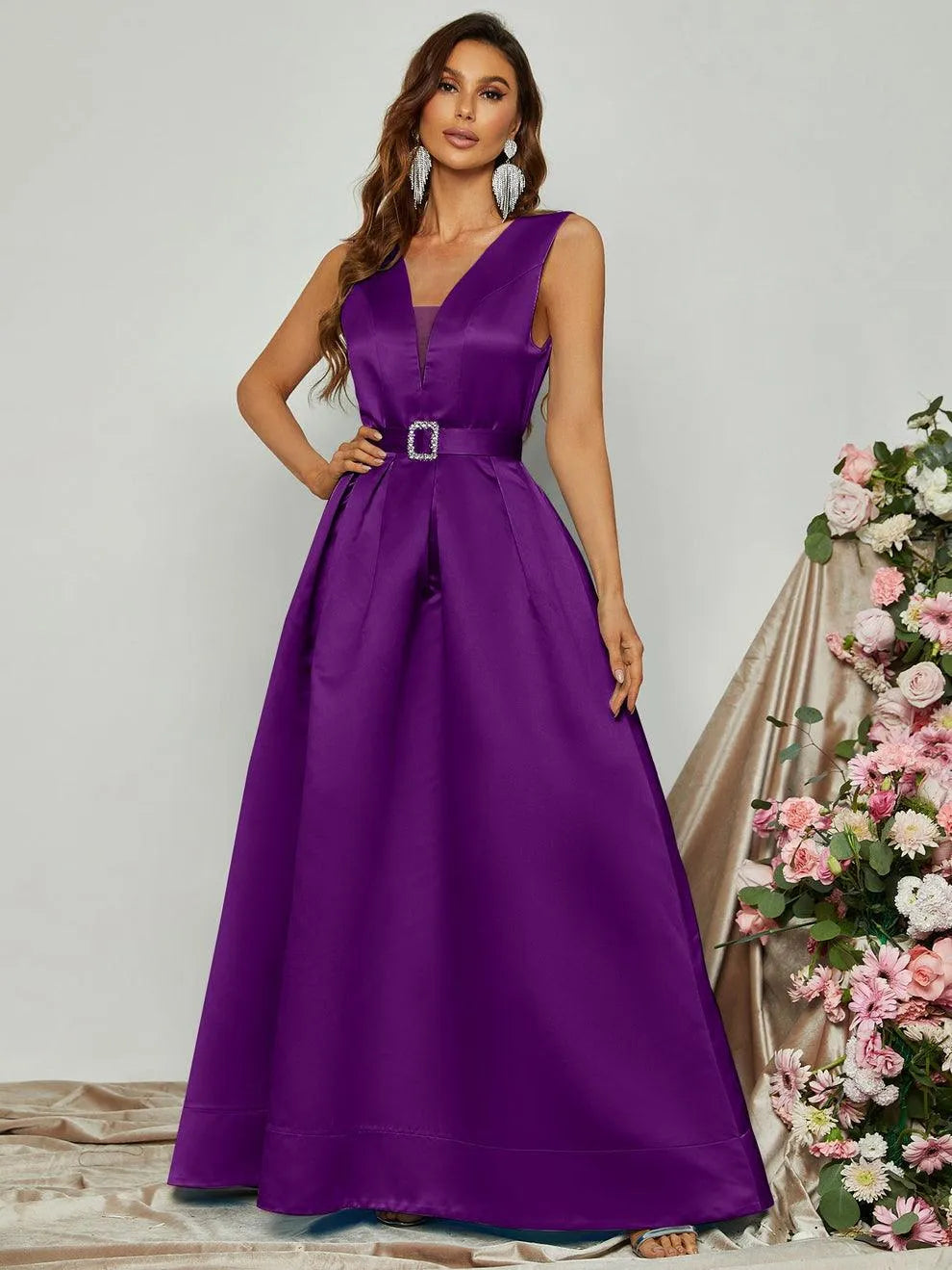 Elegant V Neck Sleeveless Pleated Prom Dress - Elonnashop