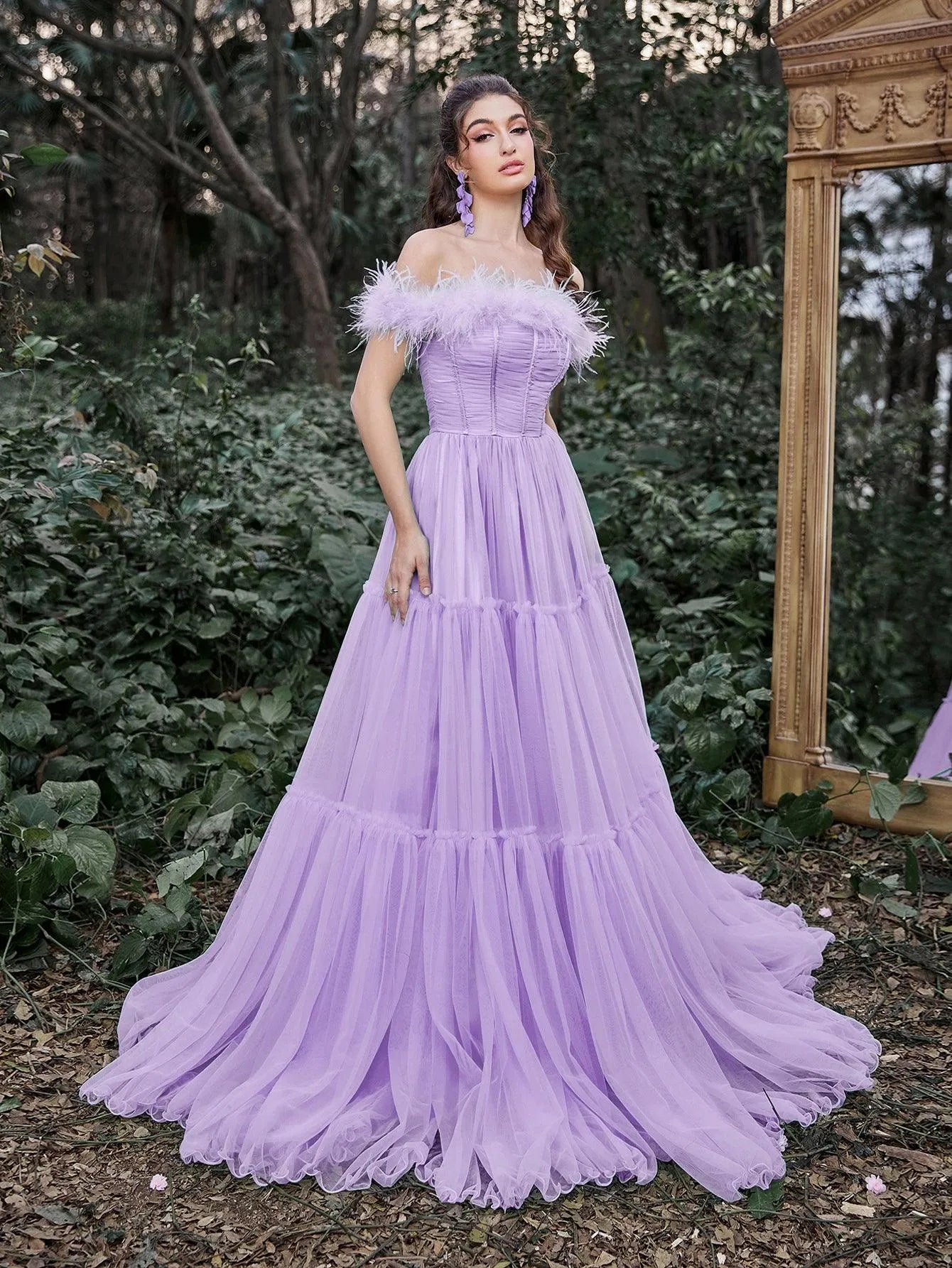 Elegant Feather Trim Off Shoulder Layered Tulle Prom Dress - Elonnashop