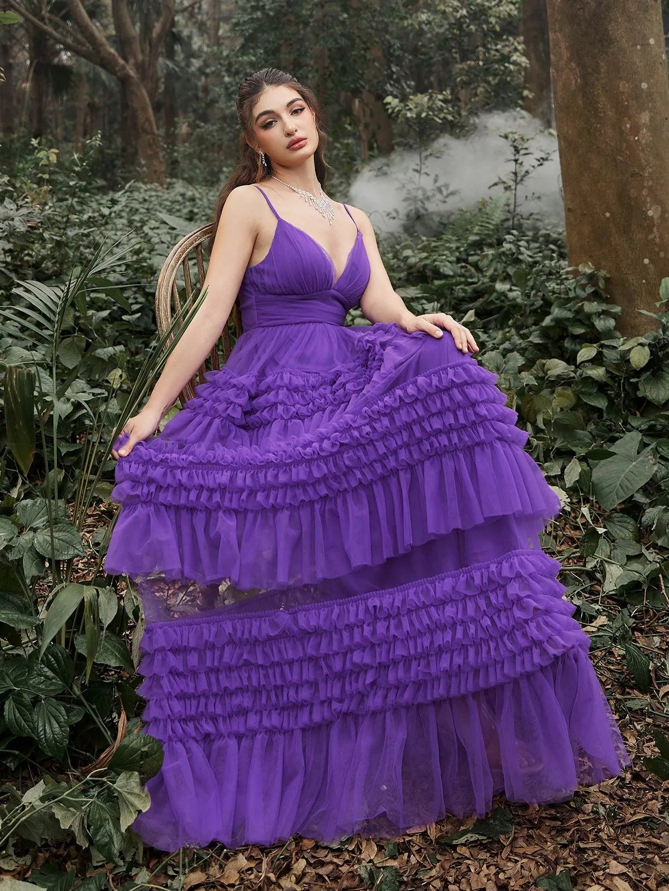 Gorgeous Plunging Neck Tiered Tulle Slip Prom Dress - Elonnashop