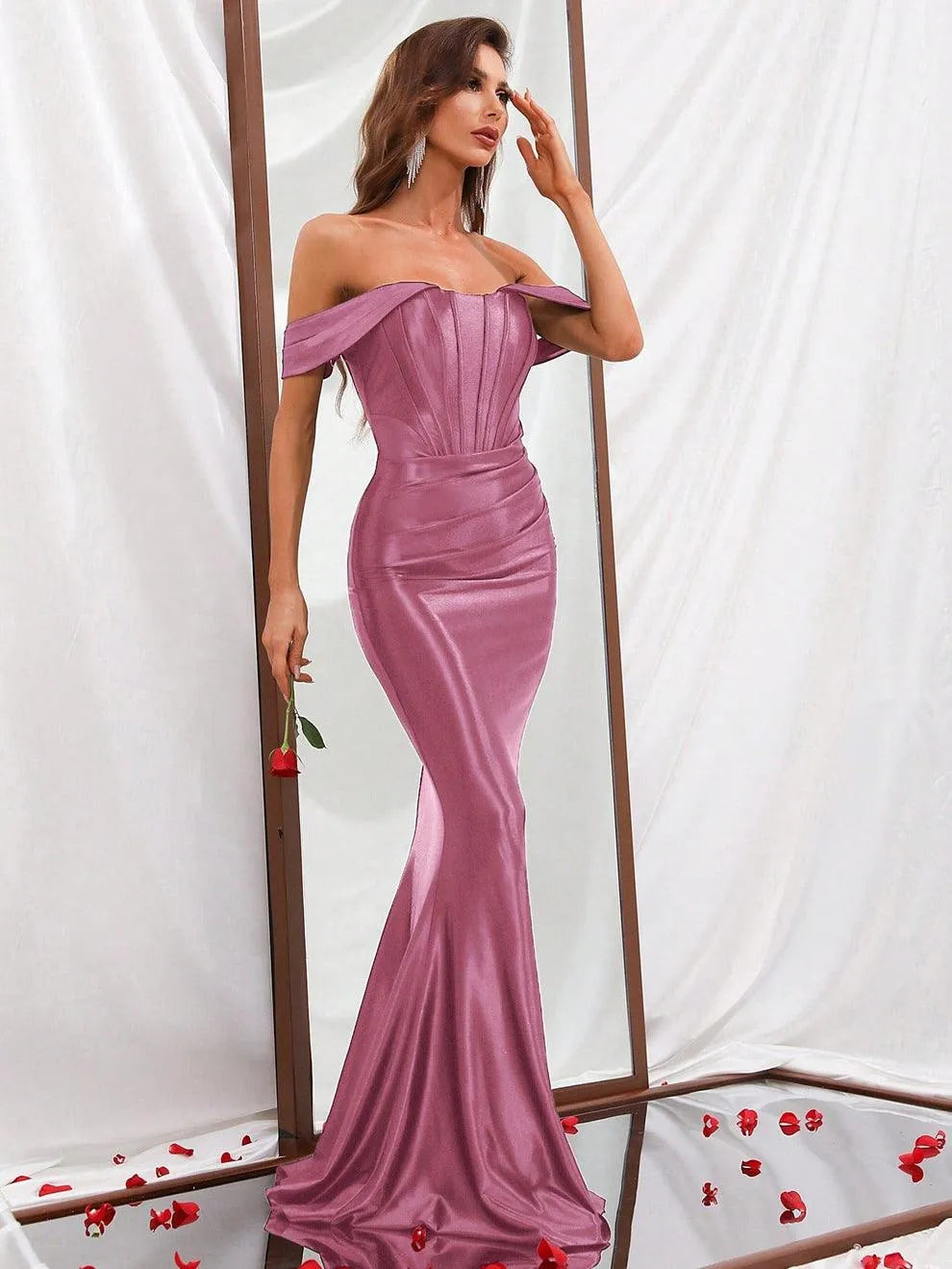 Off Shoulder Mermaid Hem Satin Prom Dress - Elonnashop