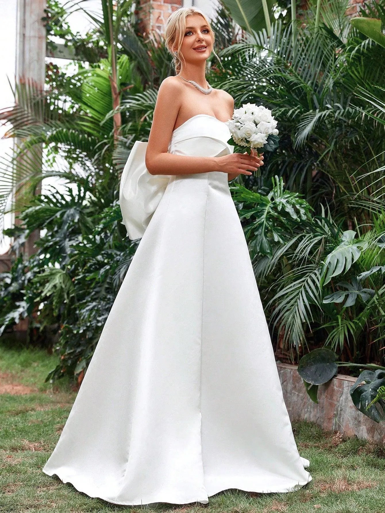 Elegant Satin Tube Wedding Dress With Big Bow - Elonnashop