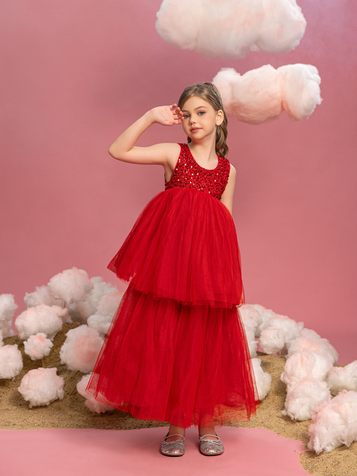 Tween-Mädchen-Partykleid mit Netzstoff und mehrlagigem Saum 