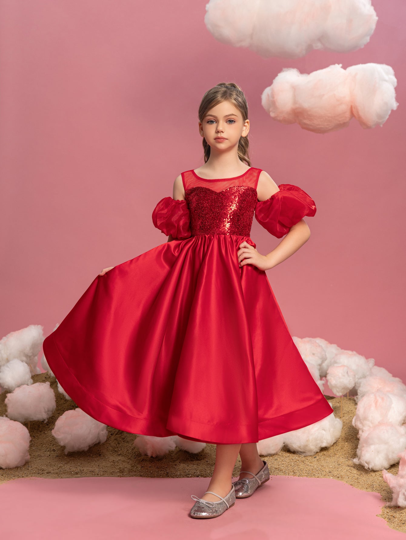 Tween-Mädchen-Kleid aus Satin mit Puffärmeln und Pailletten in Kontrastfarbe 