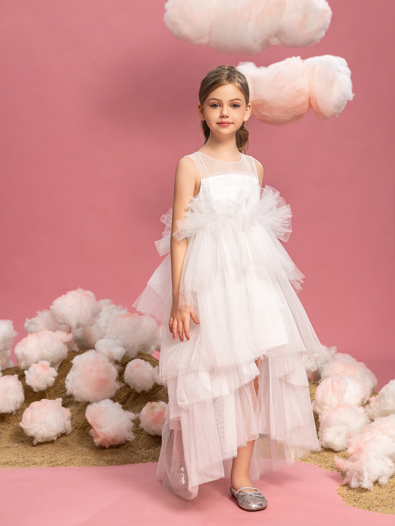 Tween-Mädchen-Partykleid mit ärmellosem Netzstoff und mehrlagigem Saum 