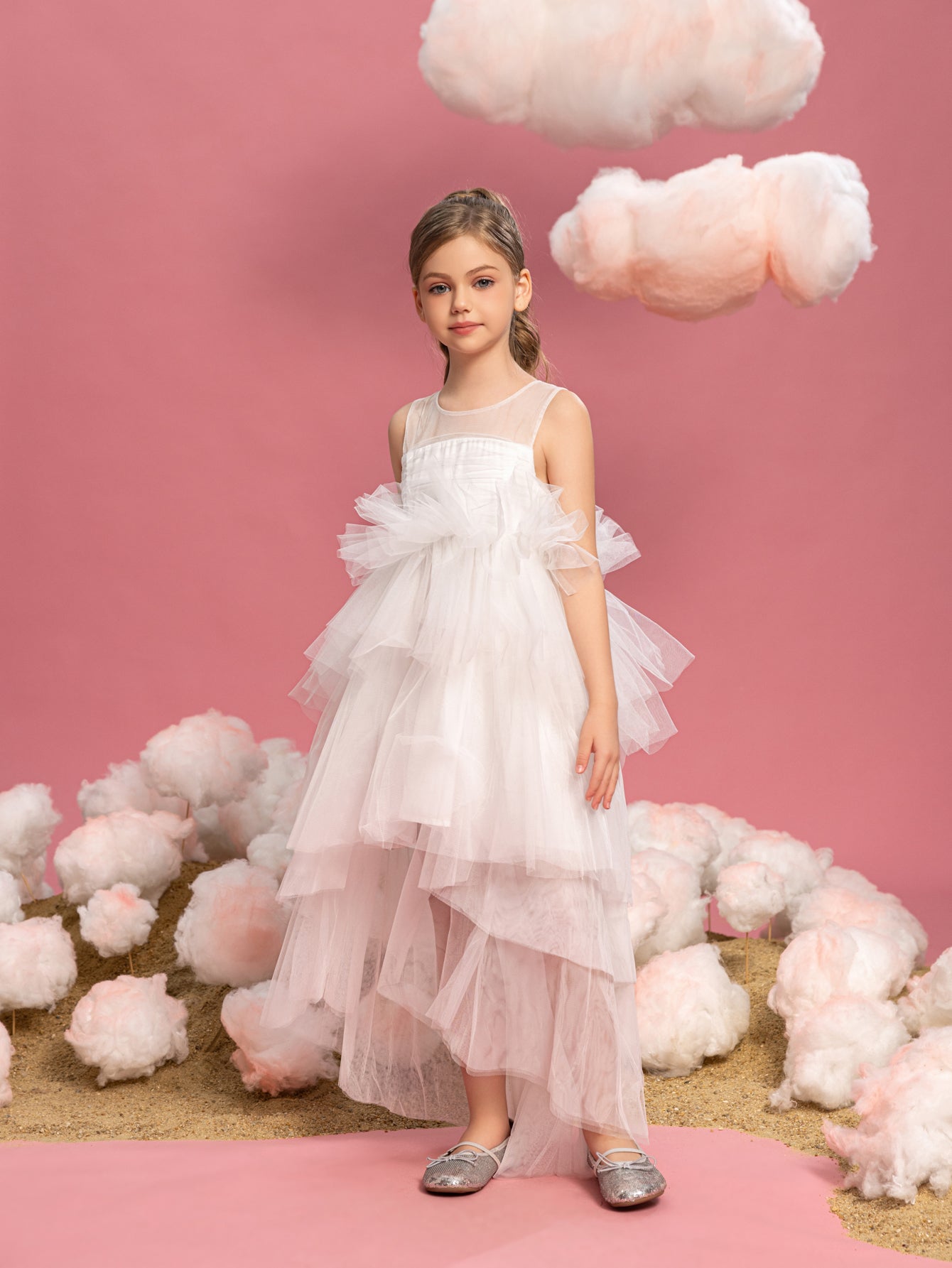 Tween-Mädchen-Partykleid mit ärmellosem Netzstoff und mehrlagigem Saum 