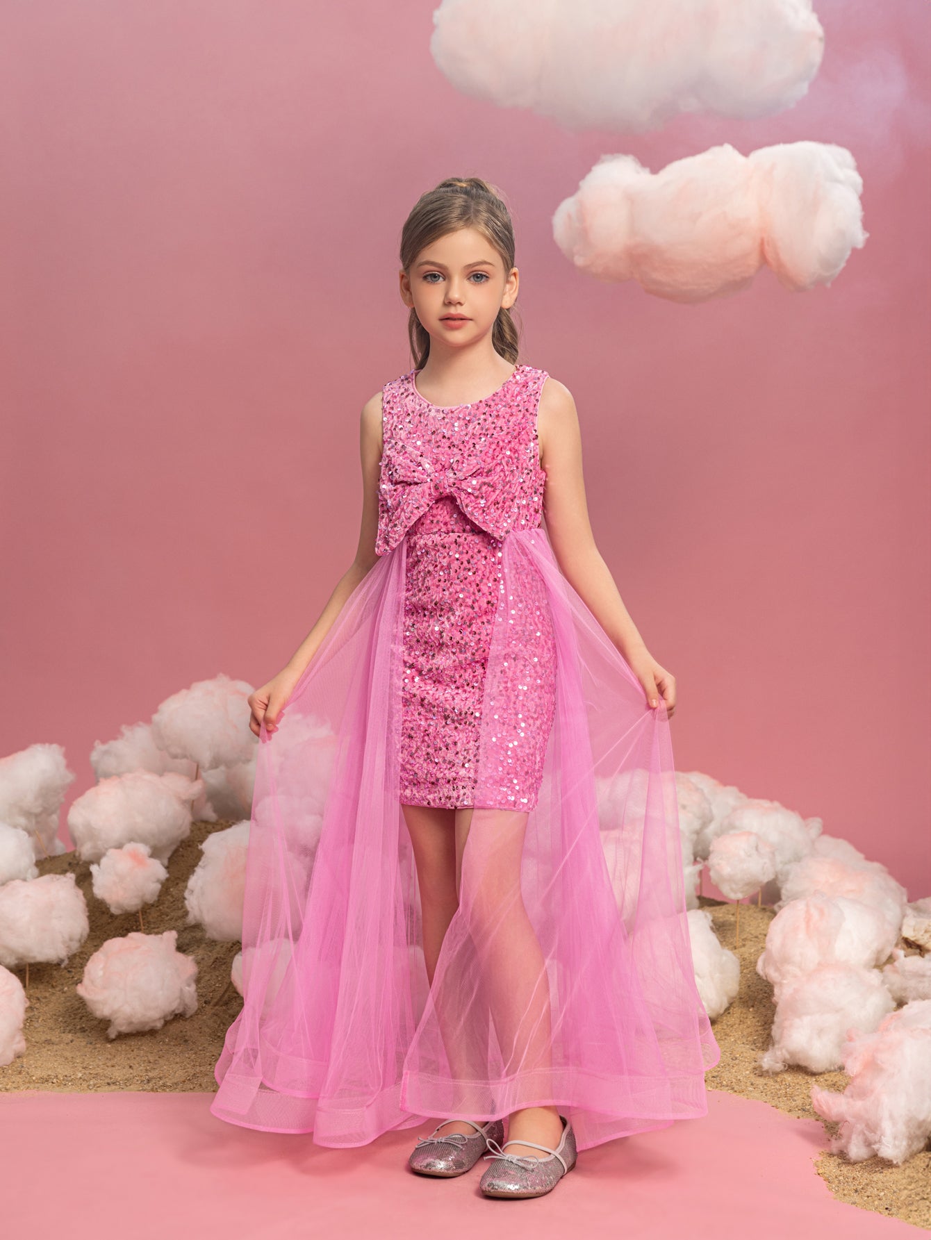 Tween Mädchen-Minikleid mit Schleife vorne und Mesh-Overlay und Pailletten 