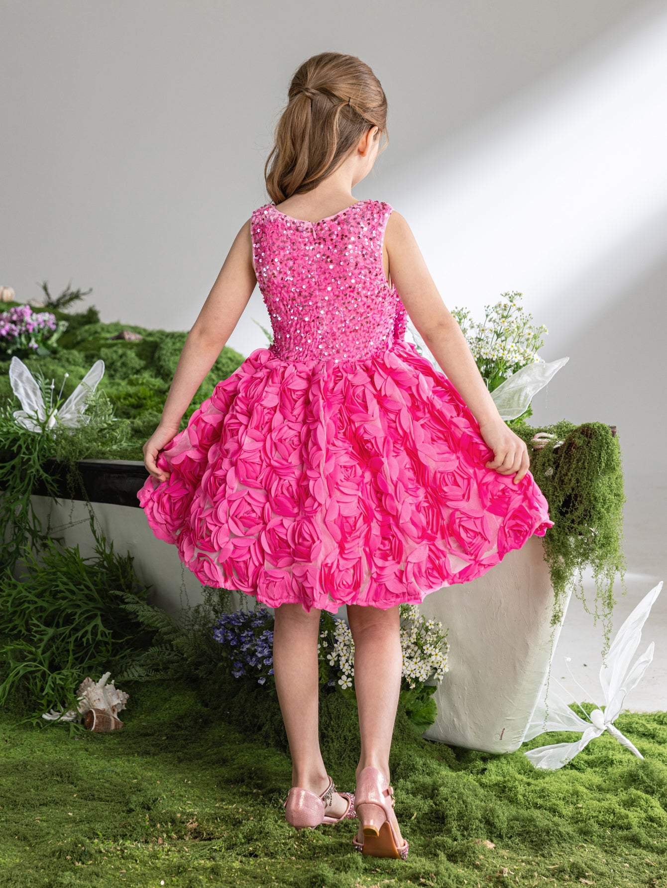 Süßes Partykleid mit kontrastierenden Pailletten für Mädchen von Tween 