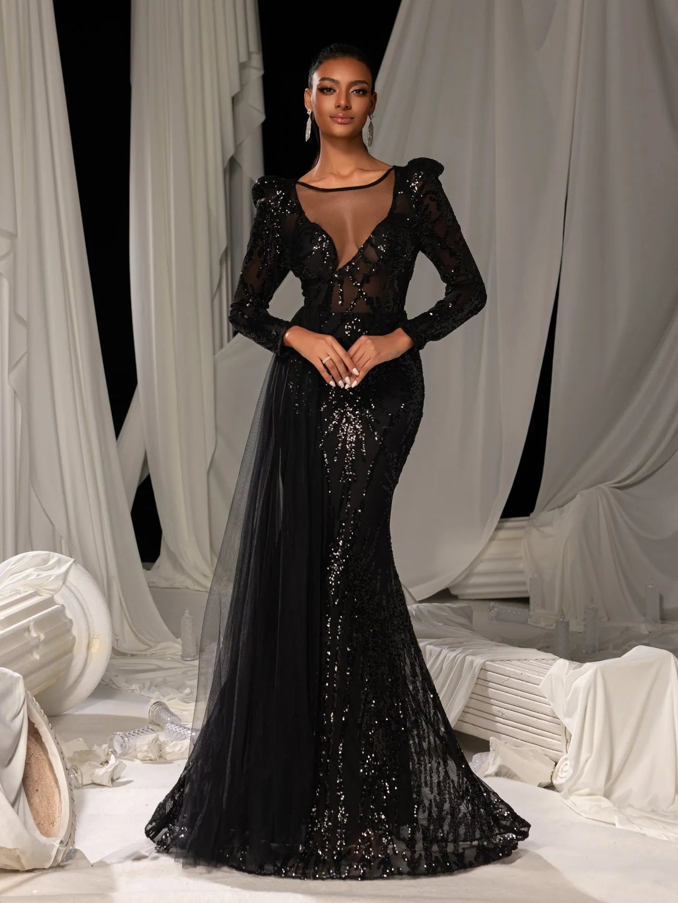 Gorgeous Graphic Sequin Sheer Overlay Mermaid Hem Evening Dress