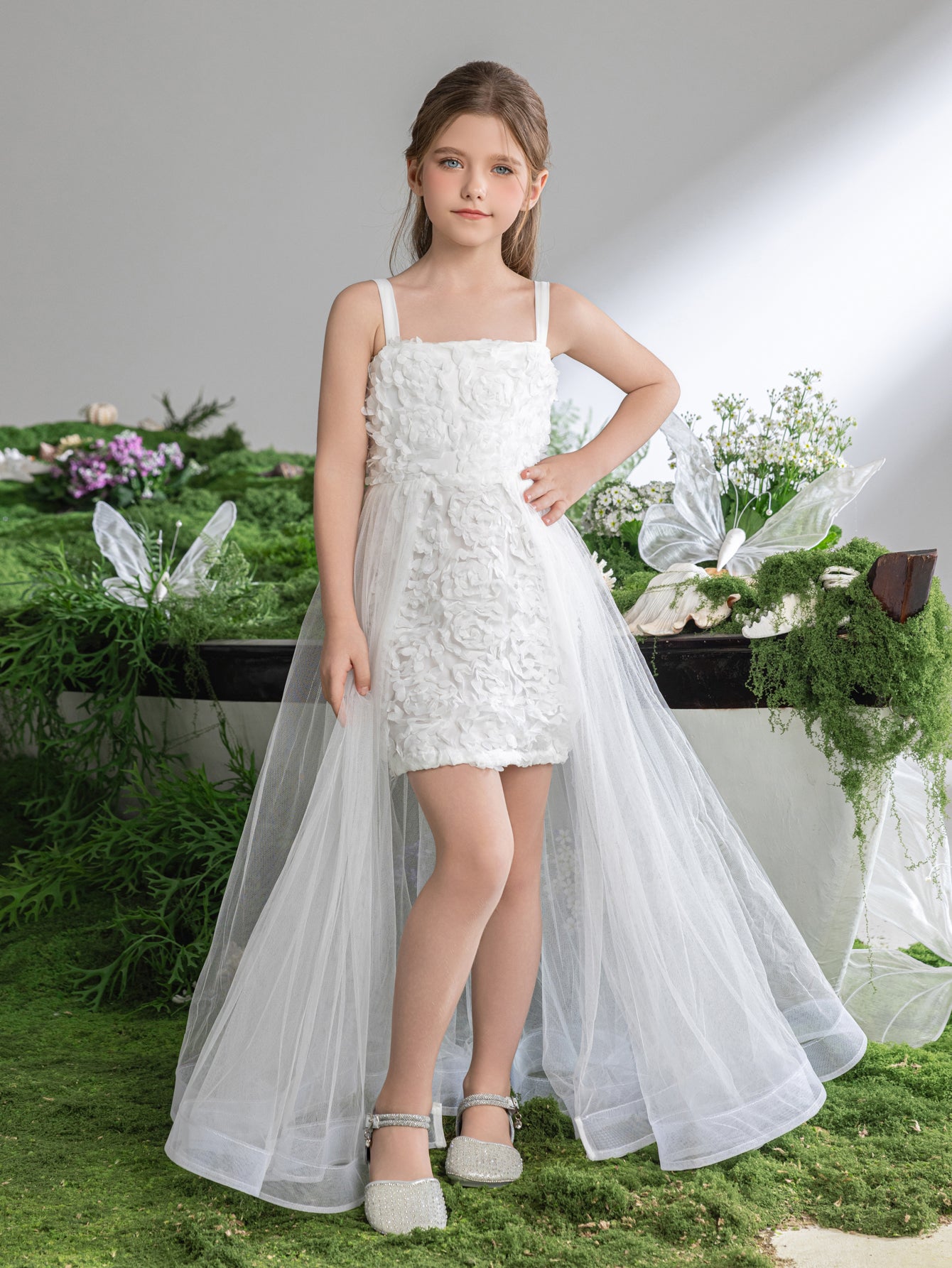 Cami-Kleid mit Mesh-Overlay-Applikation für Tween-Mädchen 