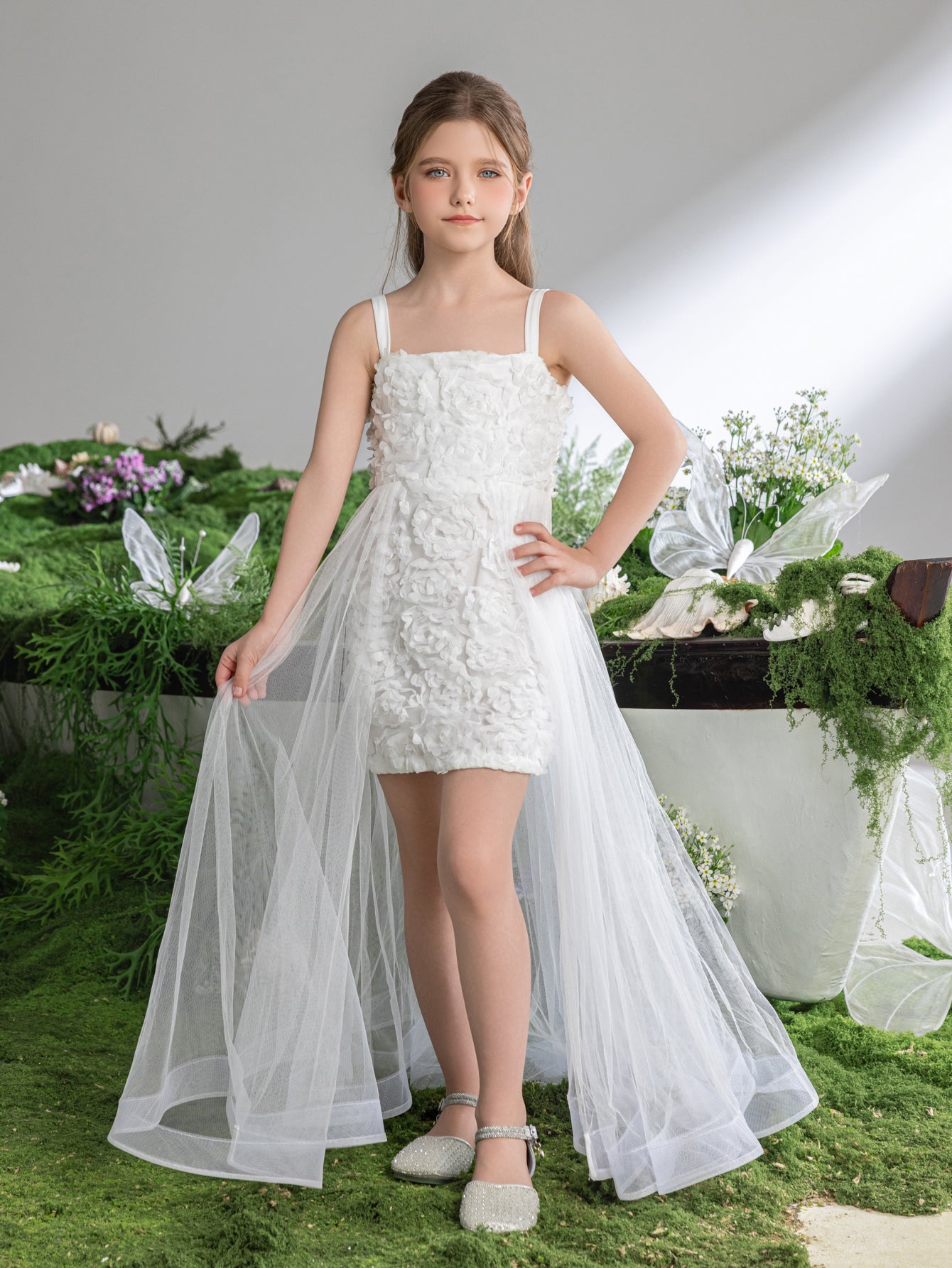 Cami-Kleid mit Mesh-Overlay-Applikation für Tween-Mädchen 