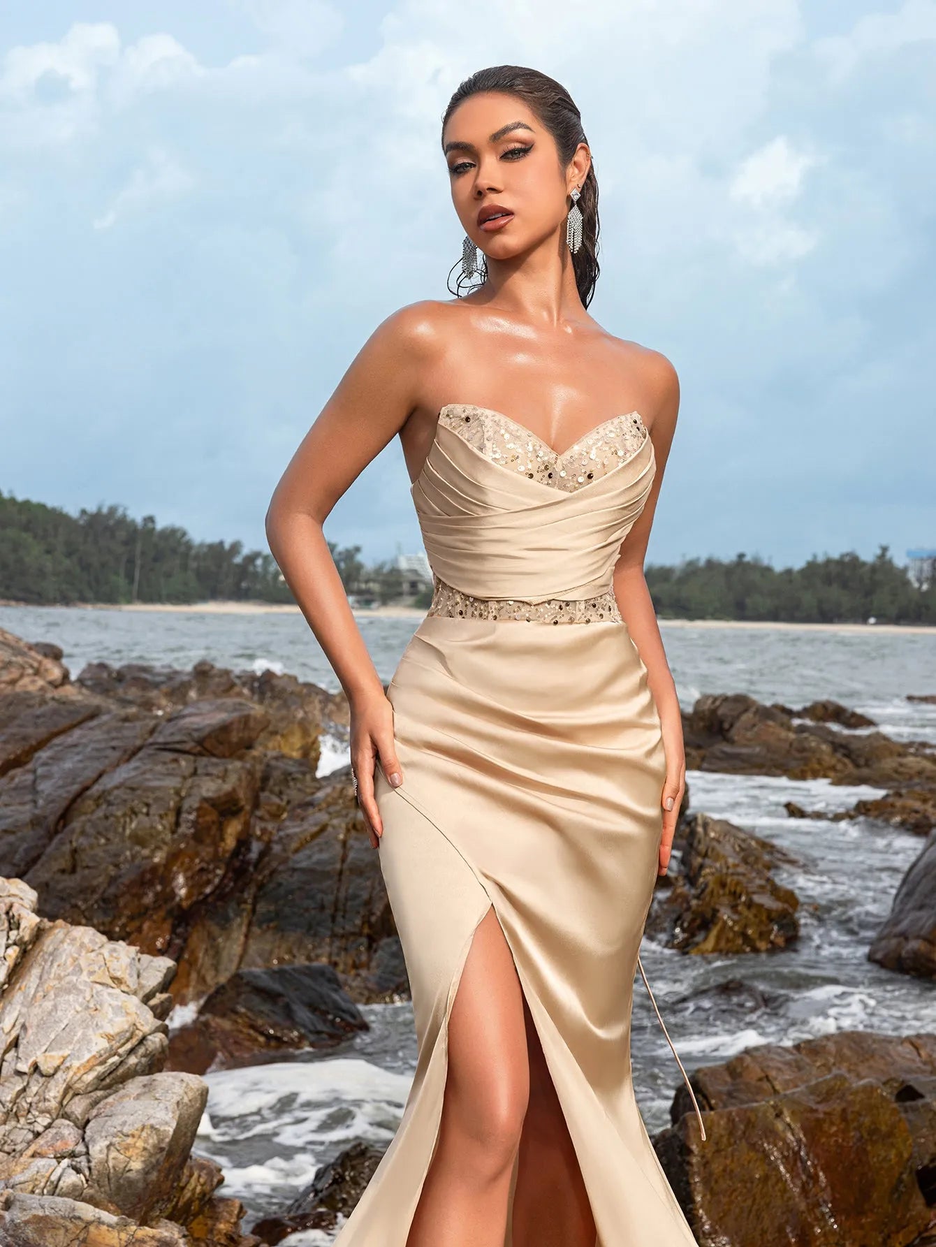 Elegant Strapless Contrast Sequin Split Thigh Satin Mermaid Party Dress