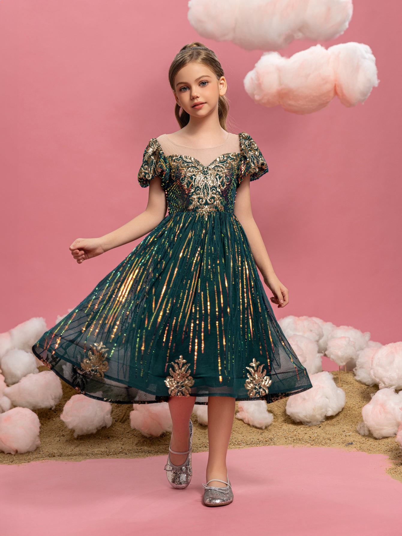 Tween-Mädchen-Partykleid mit Puffärmeln und grafischen Pailletten 