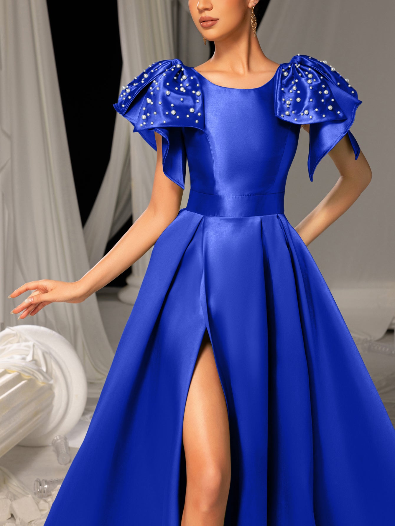 Elegant Satin Evening Gown with Bow Shoulder & Dramatic High Slit – Luxurious Evening Wear for Red Carpet, Formal Galas & Wedding Receptions
