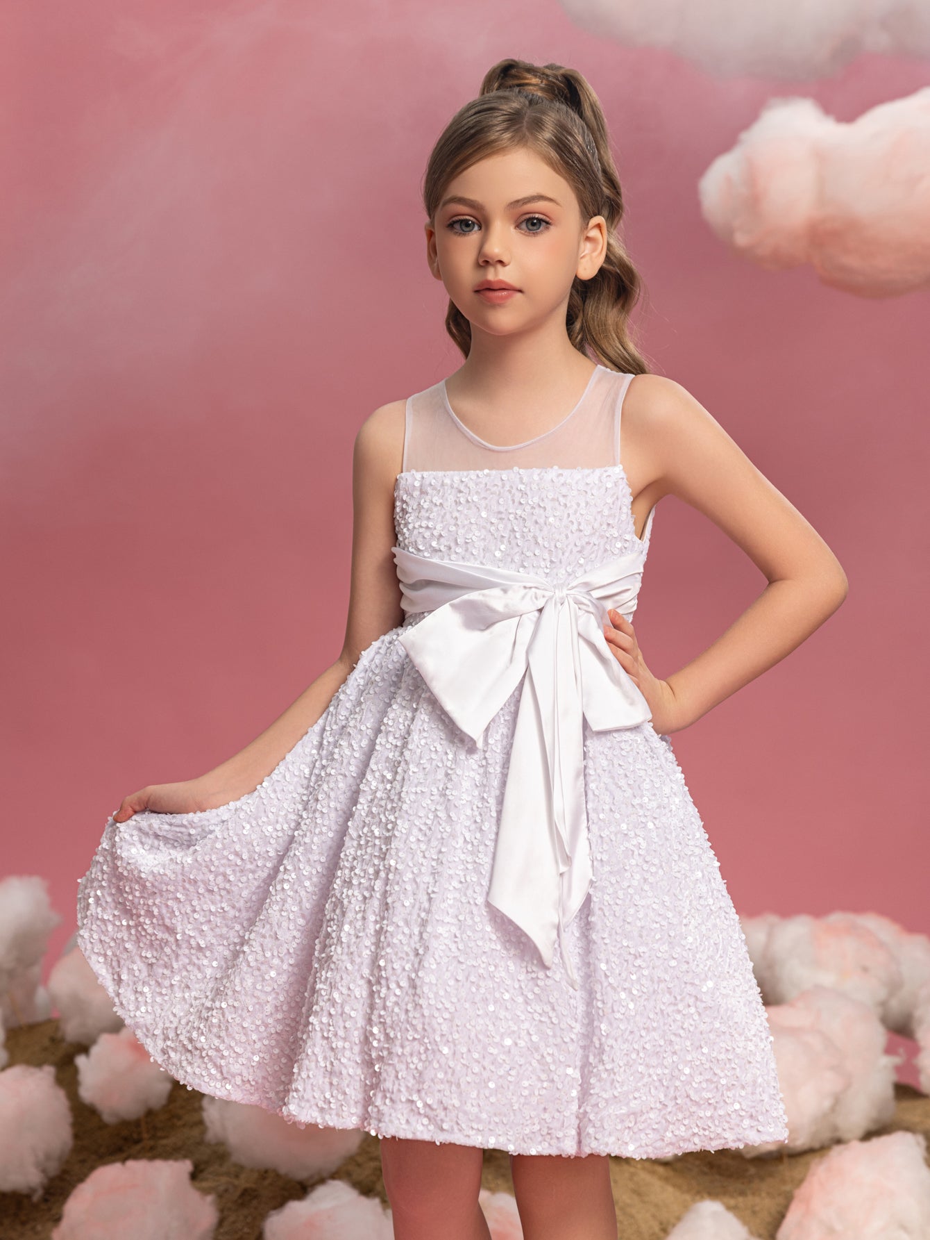 Süßes ärmelloses A-Linien-Kleid mit seitlichen Pailletten und Knoten für Tween-Mädchen 