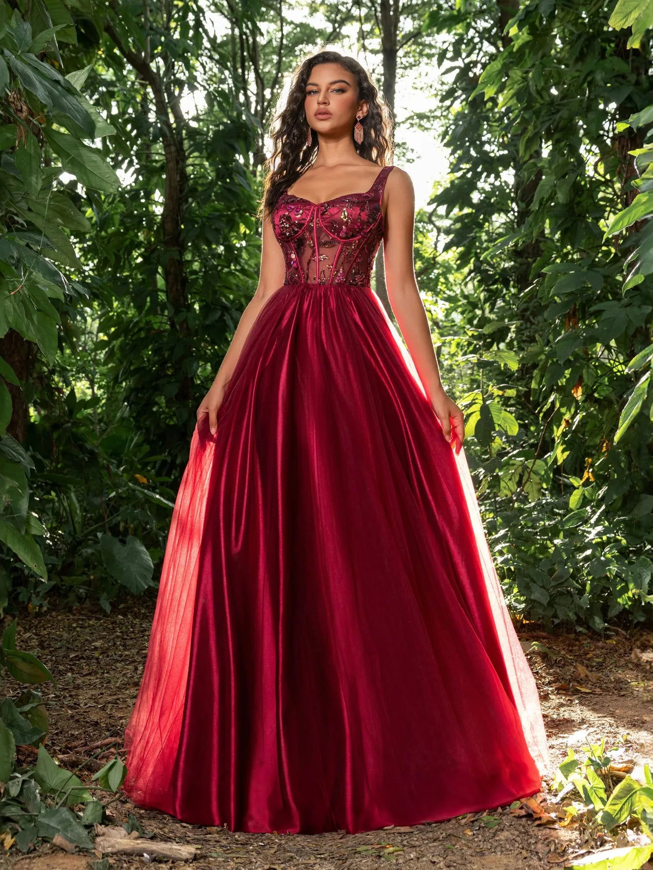 Gorgeous Floral Applique Detail Bodice Contrast Tulle Hem Prom Dress