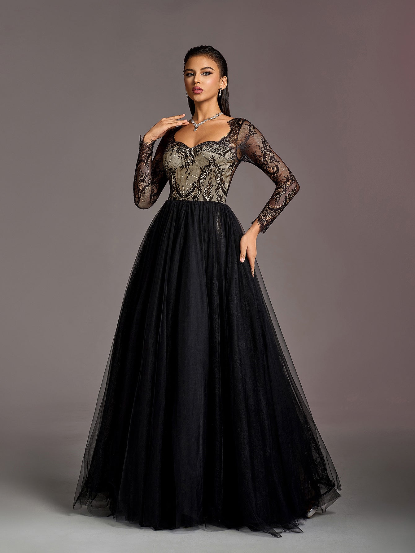 Gorgeous Sweetheart Neck Lace Bodice Contrast Tulle Hem Evening Gown Wedding Dress