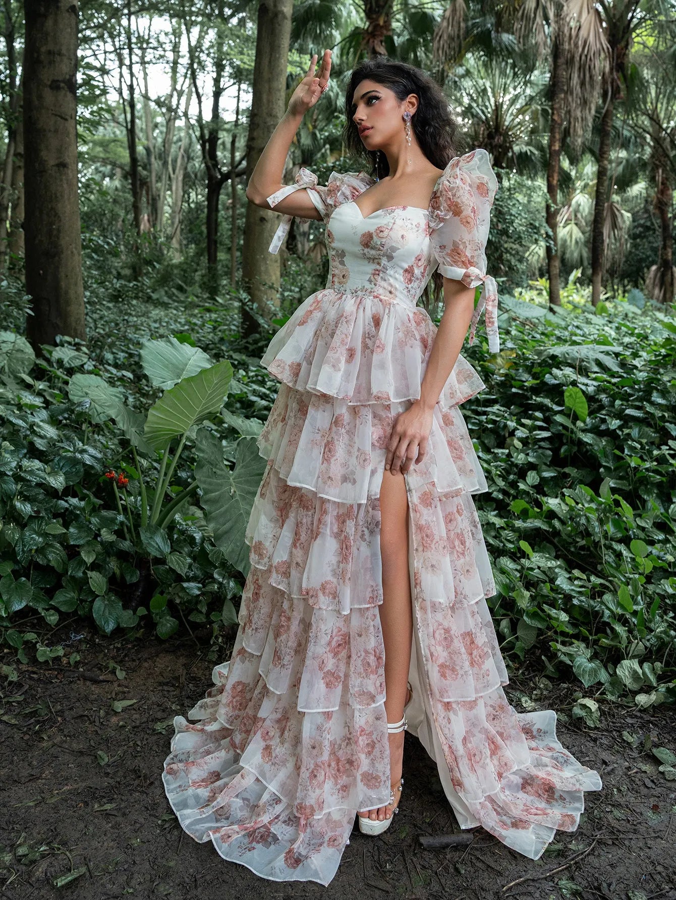 Elegant Ruffle Trim Sweetheart Neck Layered Floral Organza Prom Dress