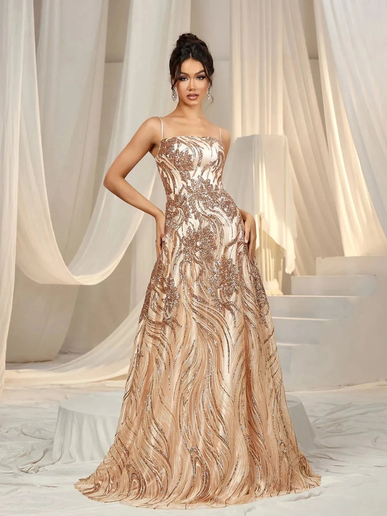 Elegant Spaghetti Straps Graphic Sequin Formal Prom Dress