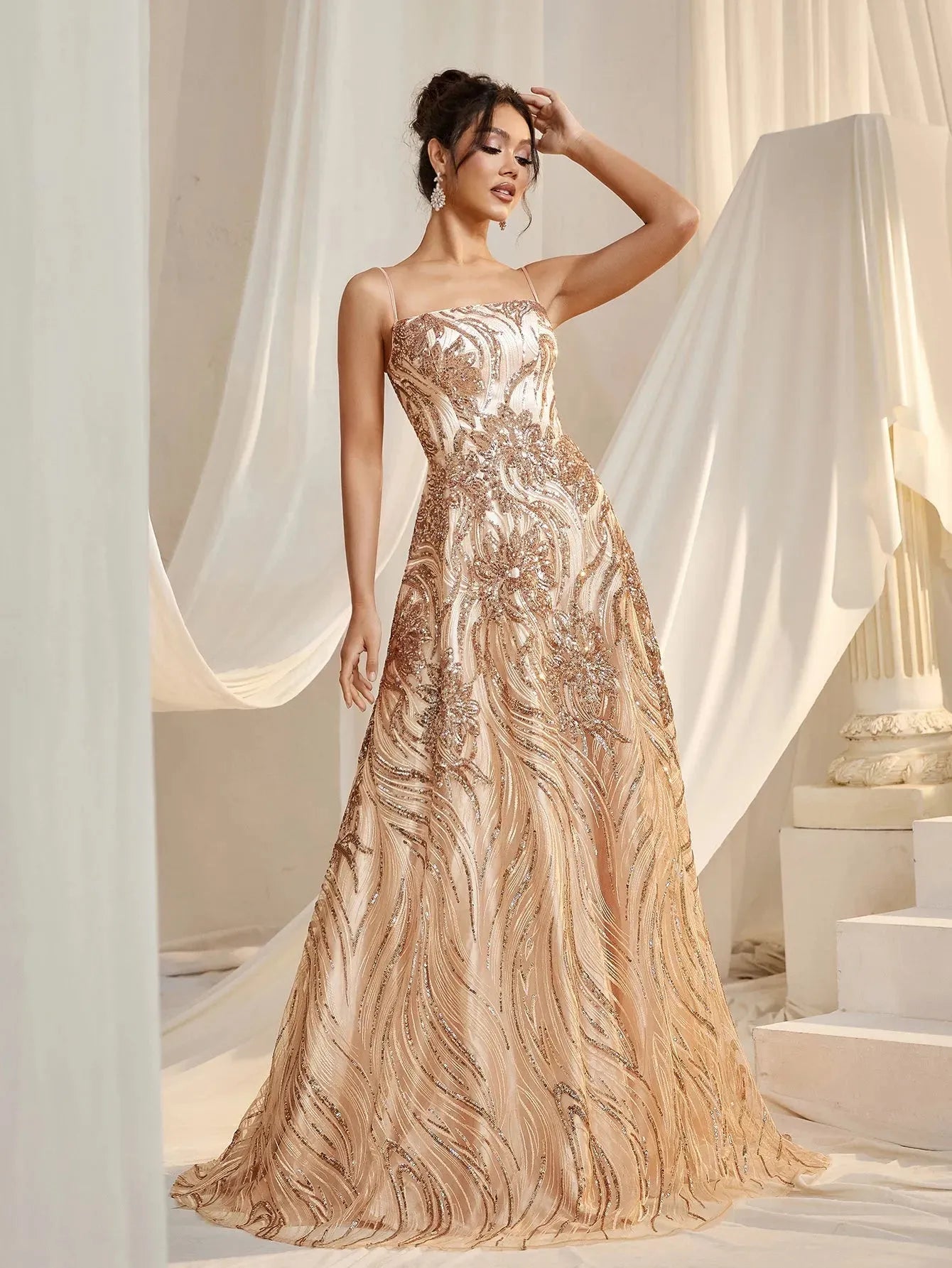 Elegant Spaghetti Straps Graphic Sequin Formal Prom Dress