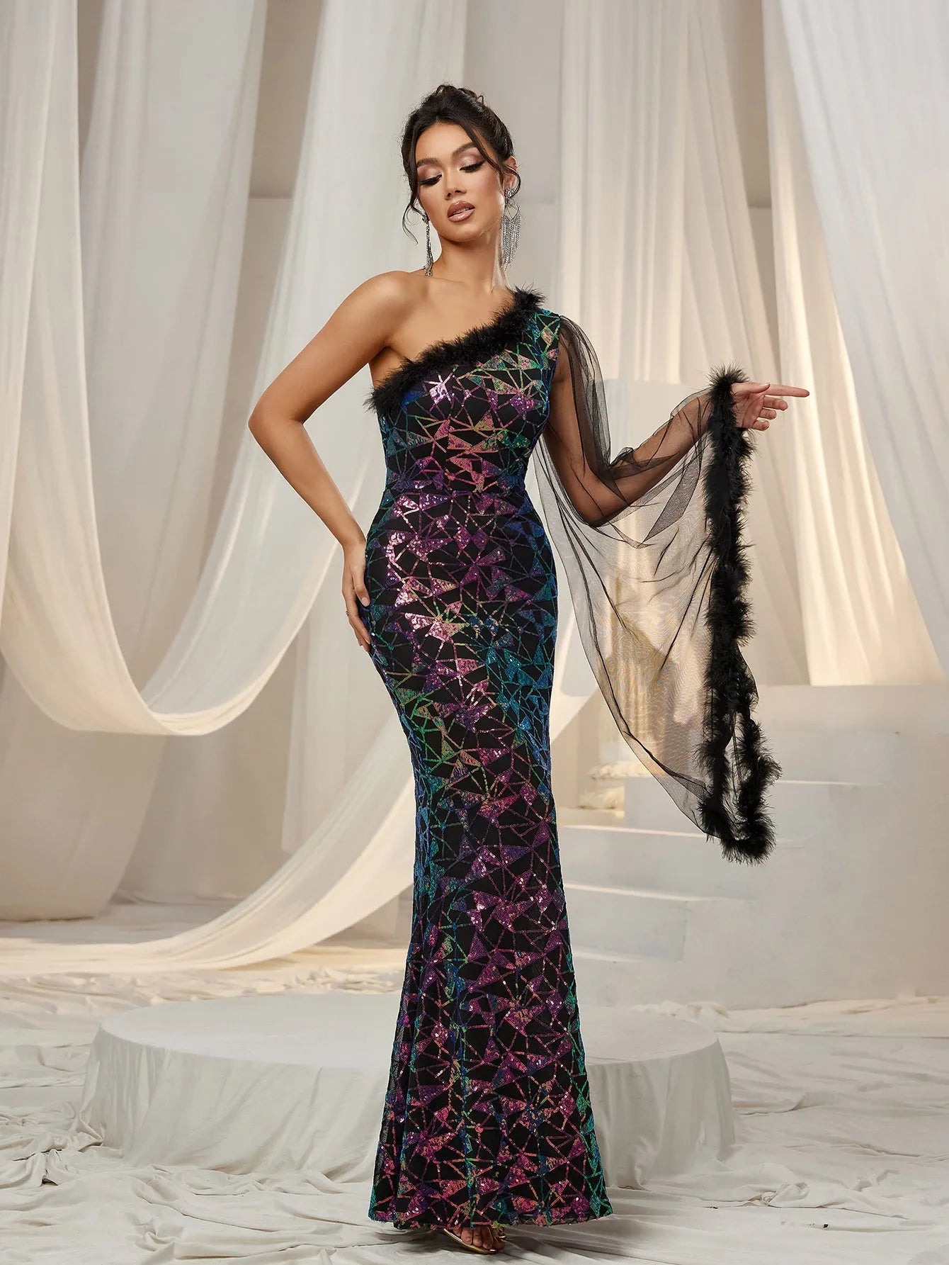 Elegant Sloping Neck Single Tulle Sleeve Graphic Sequin Formal Dress