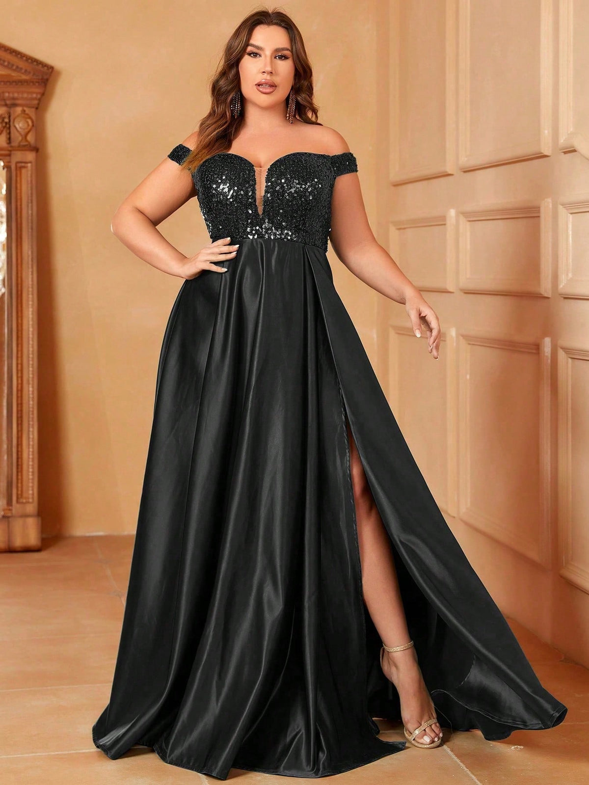Plus Sweetheart Neckline Contrast Sequin Satin Prom Dress
