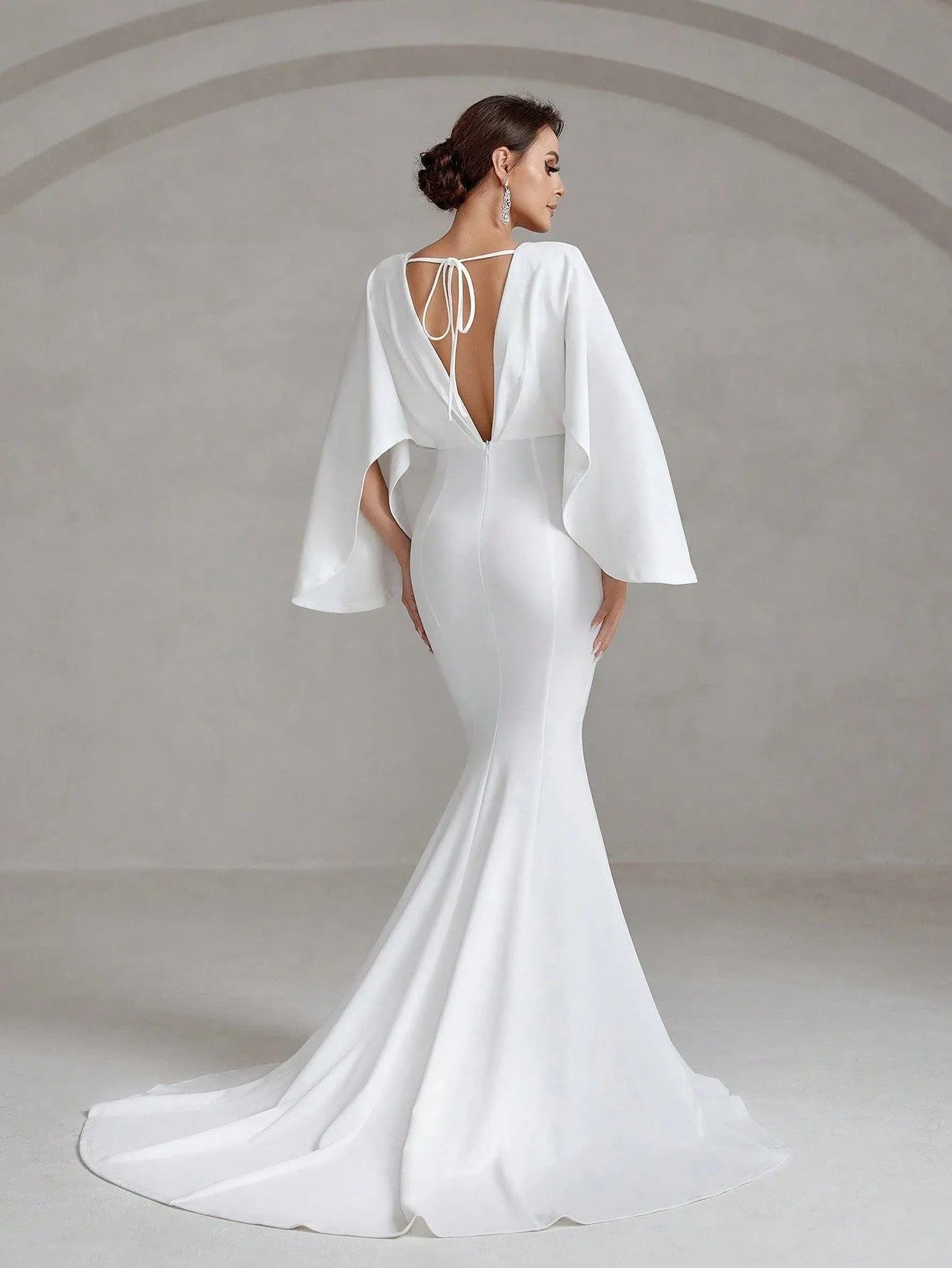 Elegant Cape Sleeves Mermaid Hem Wedding Dress - Elonnashop