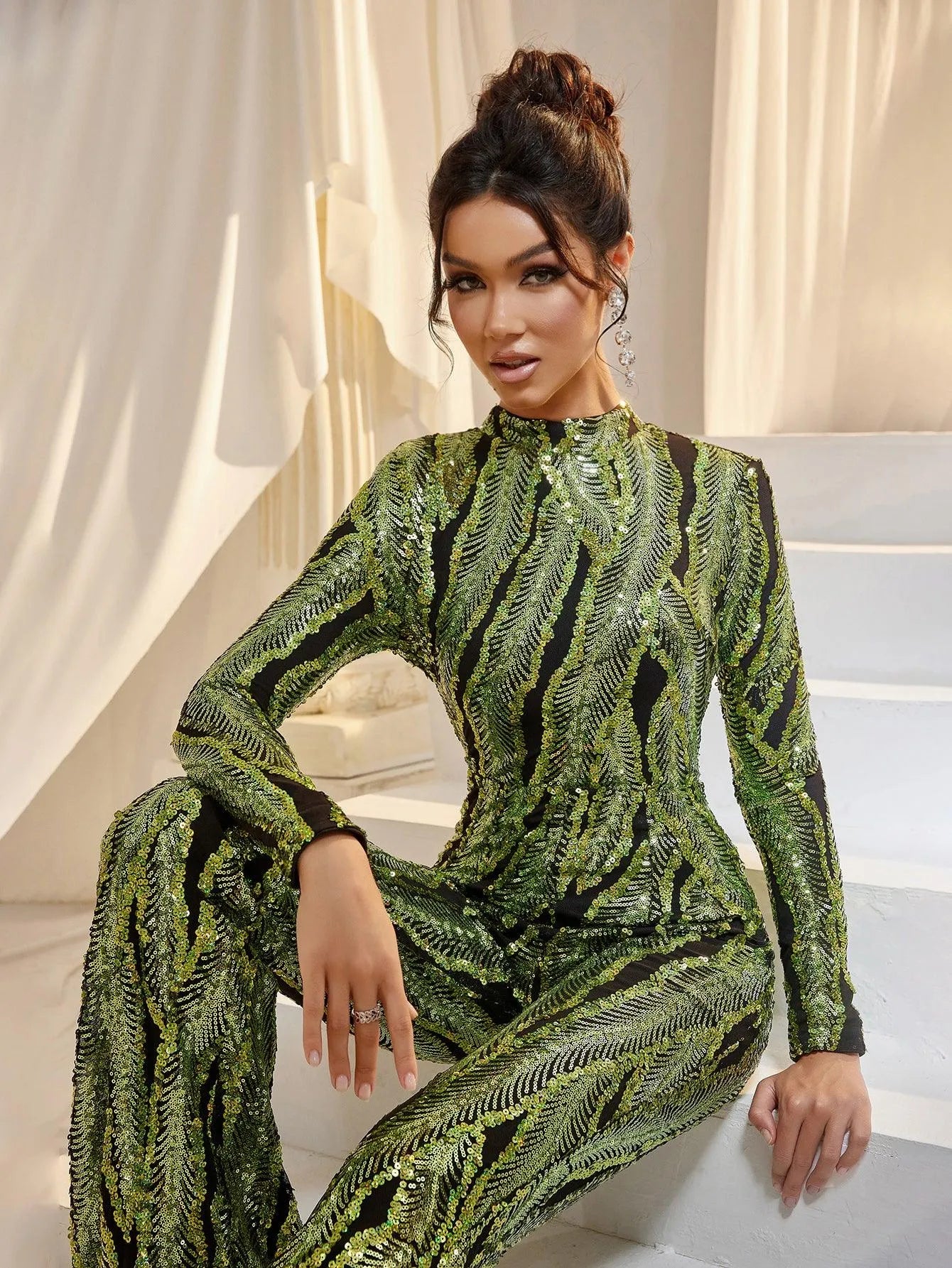 Elegant Mock Neck Long Sleeves Graphic Sequin Jumpsuit - Elonnashop