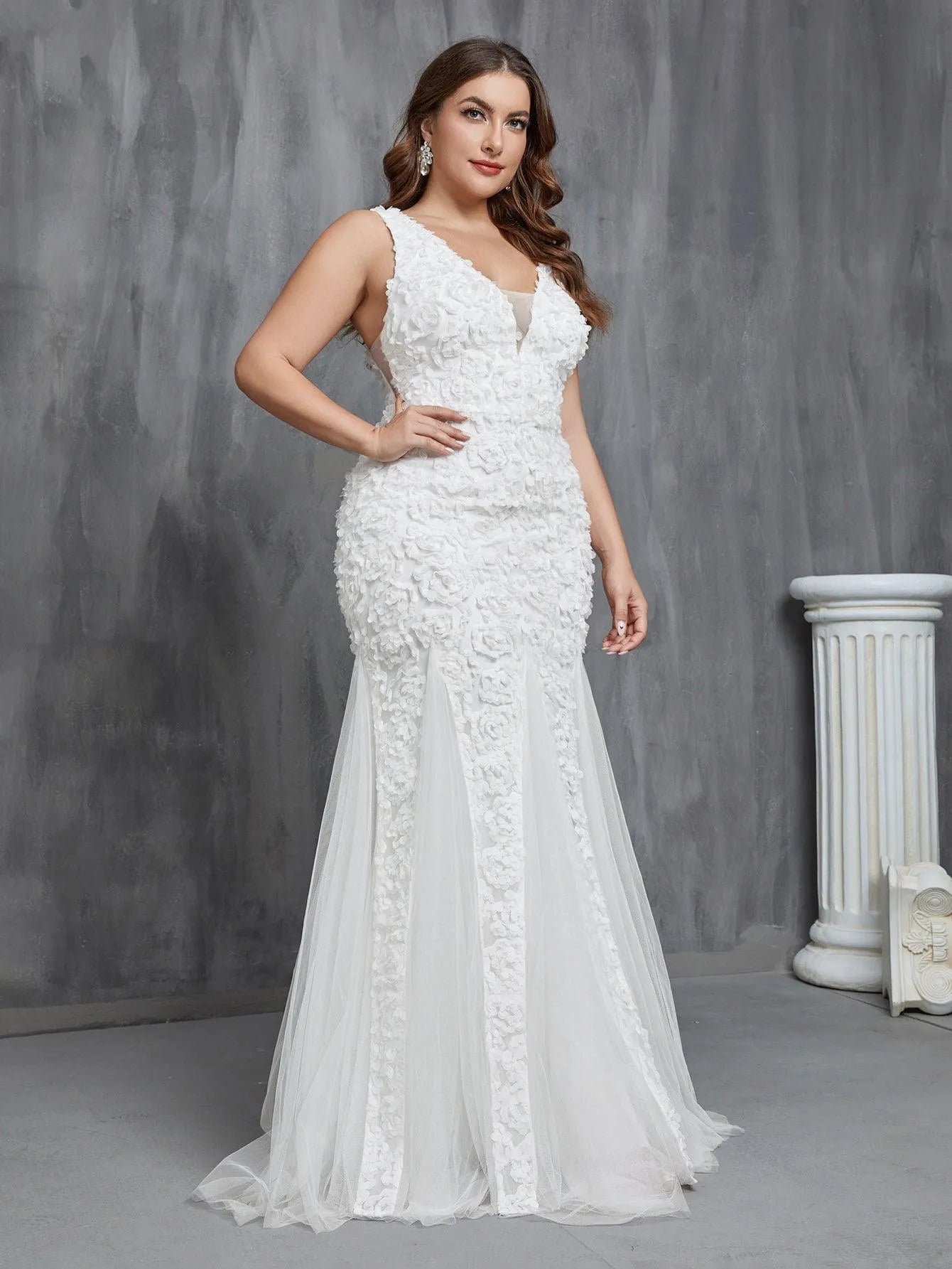 Plus Plunging Neck Mermaid Hem Wedding Dress - Elonnashop