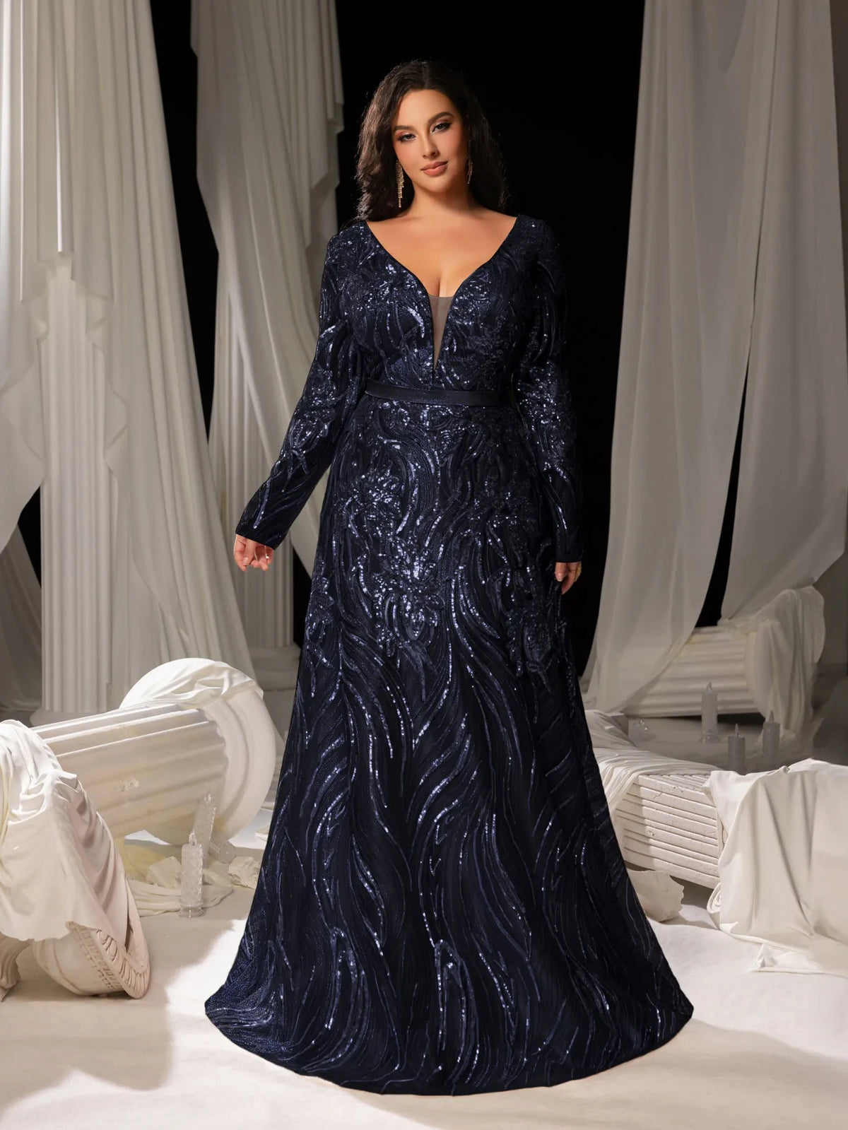 Plus Elegant Plunging Neck Lace-up Back Graphic Sequin Formal Prom Dress Evening Dress