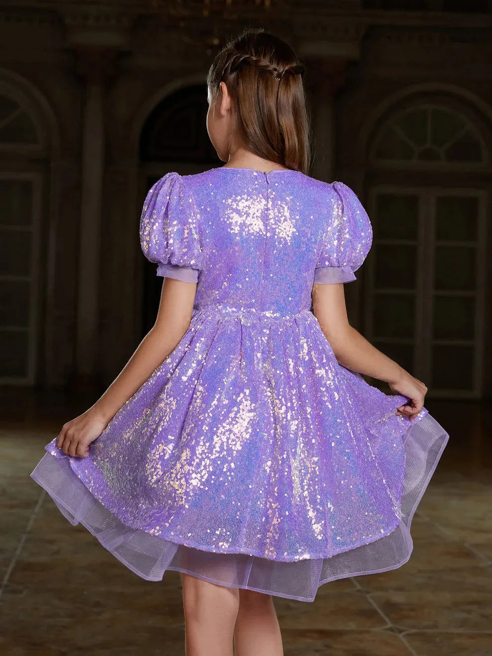 Tween-Mädchen-Partykleid mit niedlicher Schleife vorne, Puffärmeln und Pailletten 