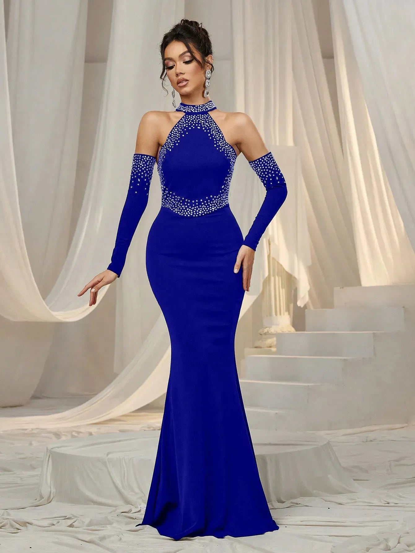 Elegant Rhinestone Detail Halter Neck Mermaid Hem Evening Dress