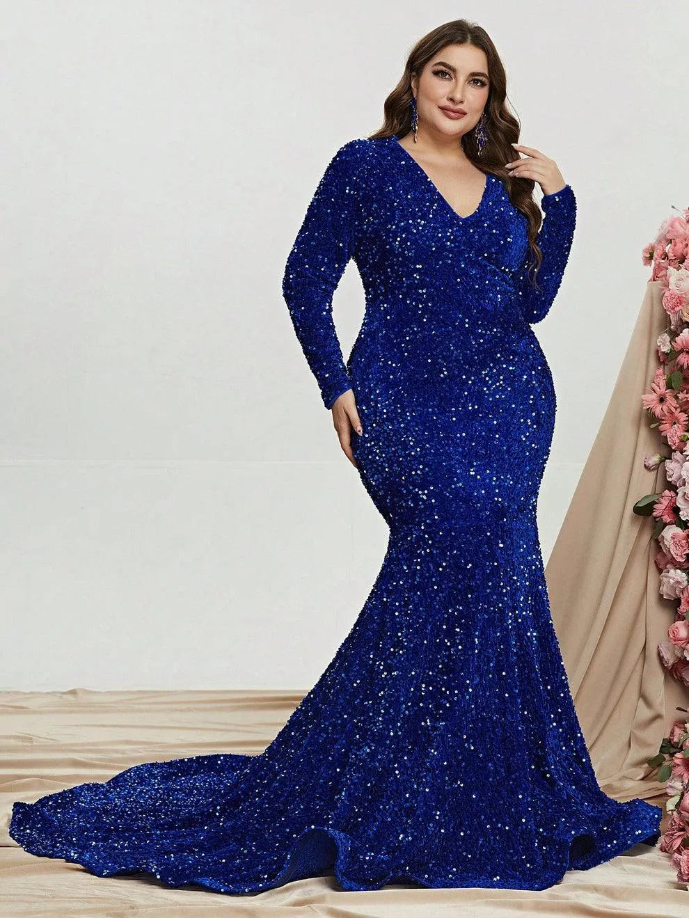 Plus V Neck Long Sleeve Sequin Mermaid Dresses - Elonnashop