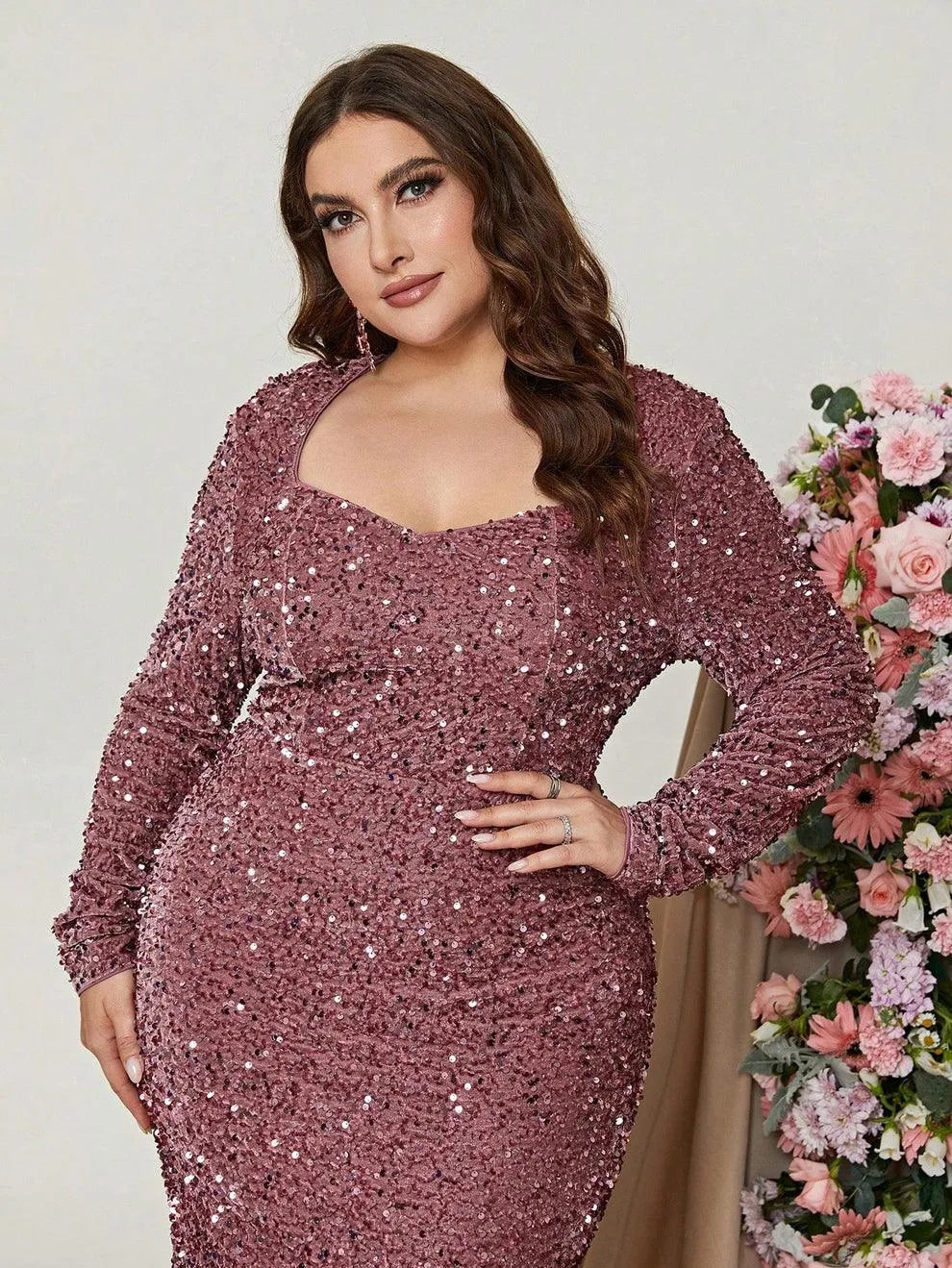 Plus Sweetheart Neck Long Sleeve Sequin Prom Dresses - Elonnashop