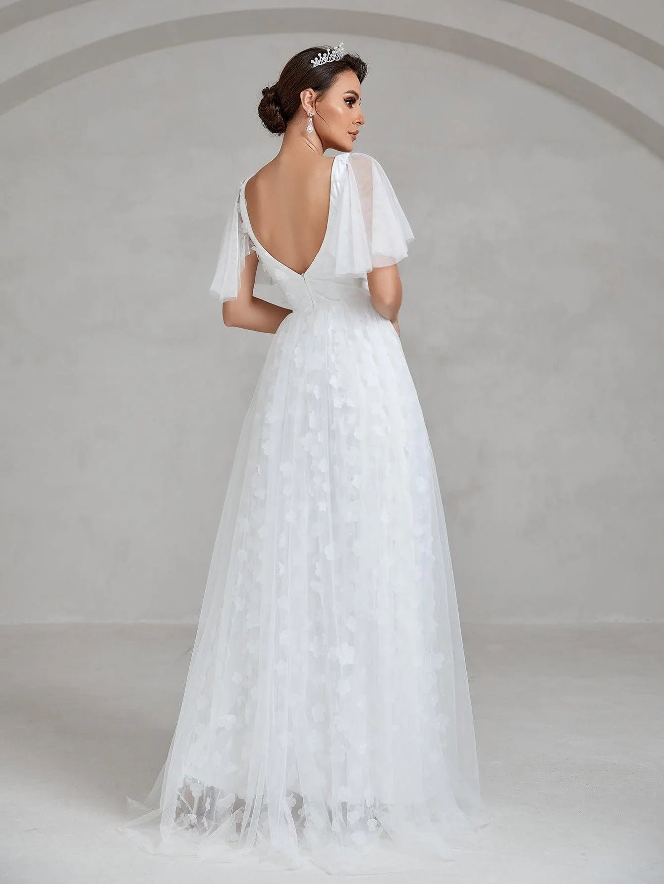 Butterfly Sleeve Floral Applique Mesh Wedding Dress - Elonnashop